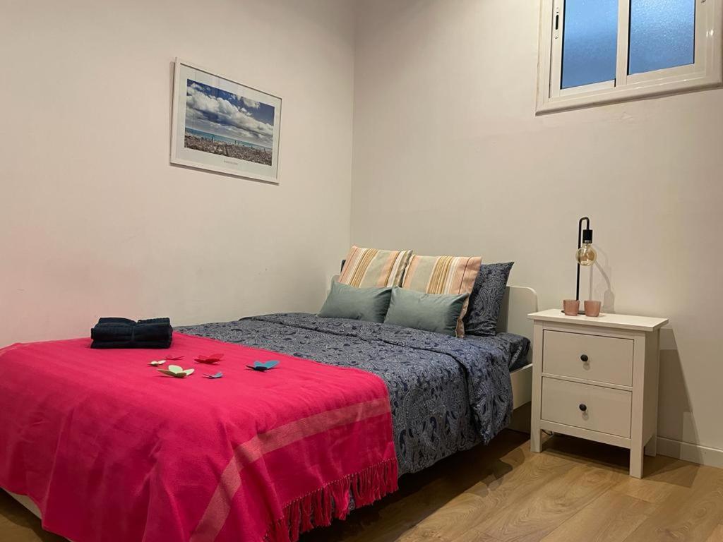 By La Rambla Rooms Hostel *