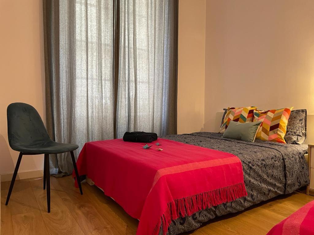 By La Rambla Rooms Hostel