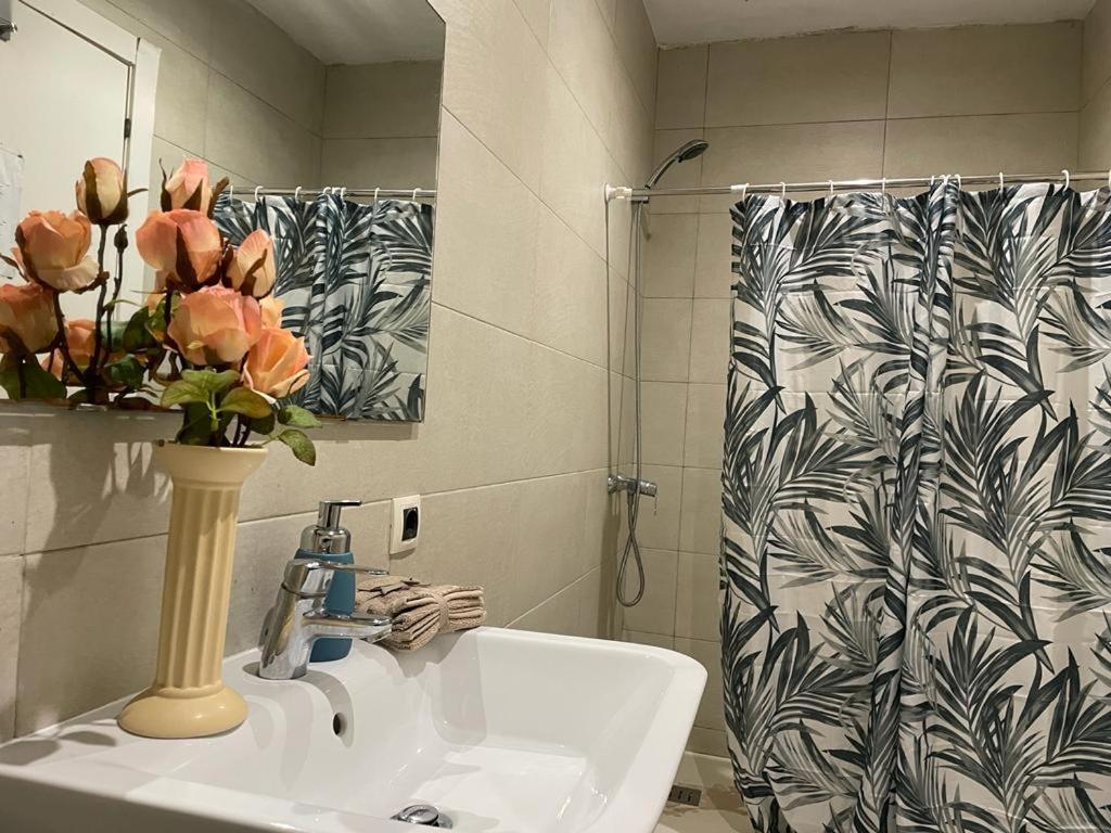 By La Rambla Rooms Hostel