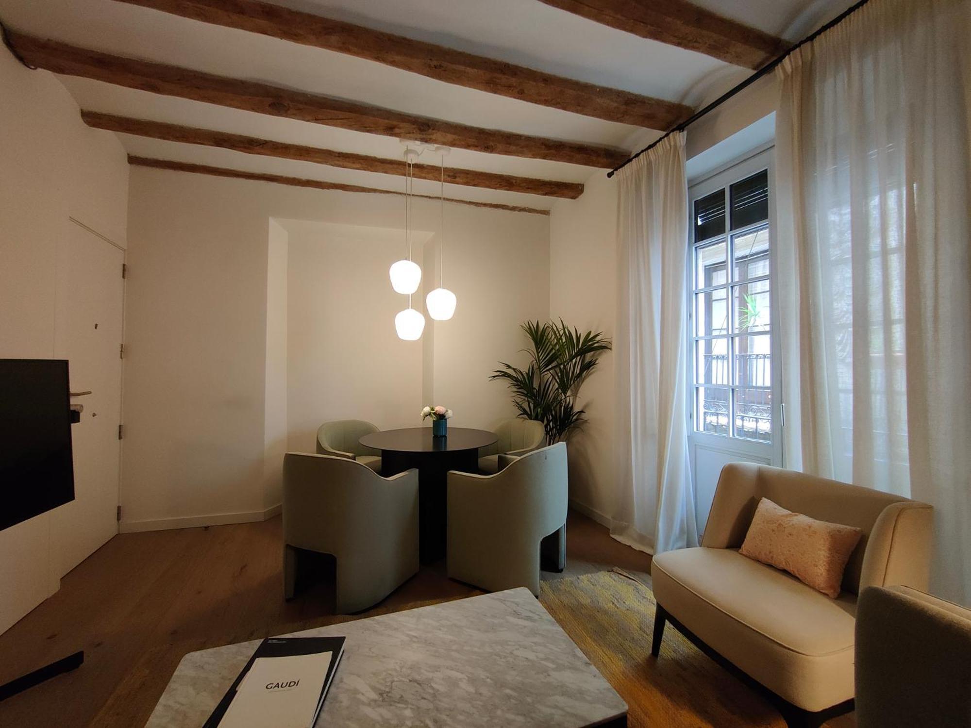 Appartement Luxury 2br&2washrooms City Center *
