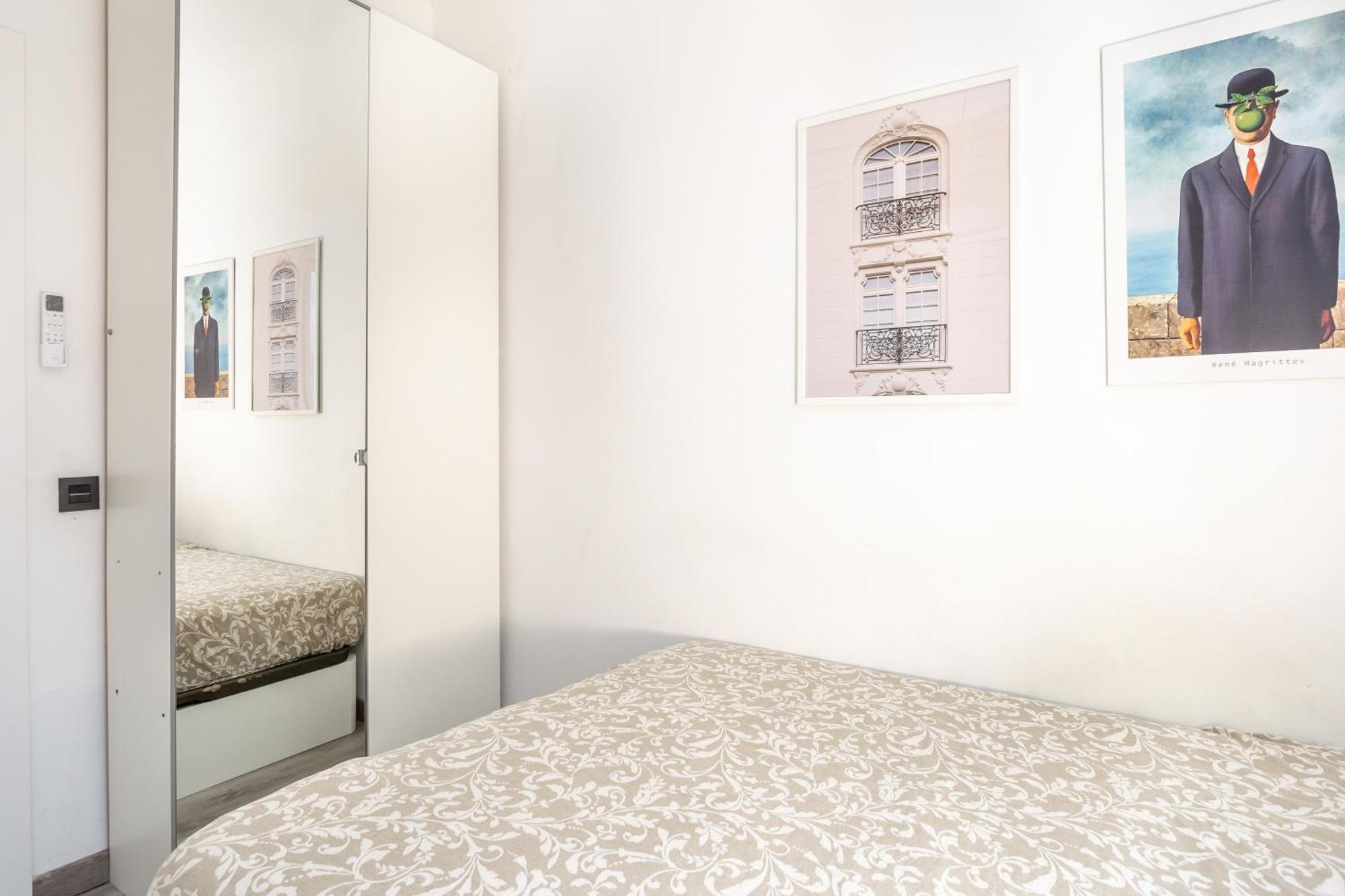 Tamarit Apartment Barcelona