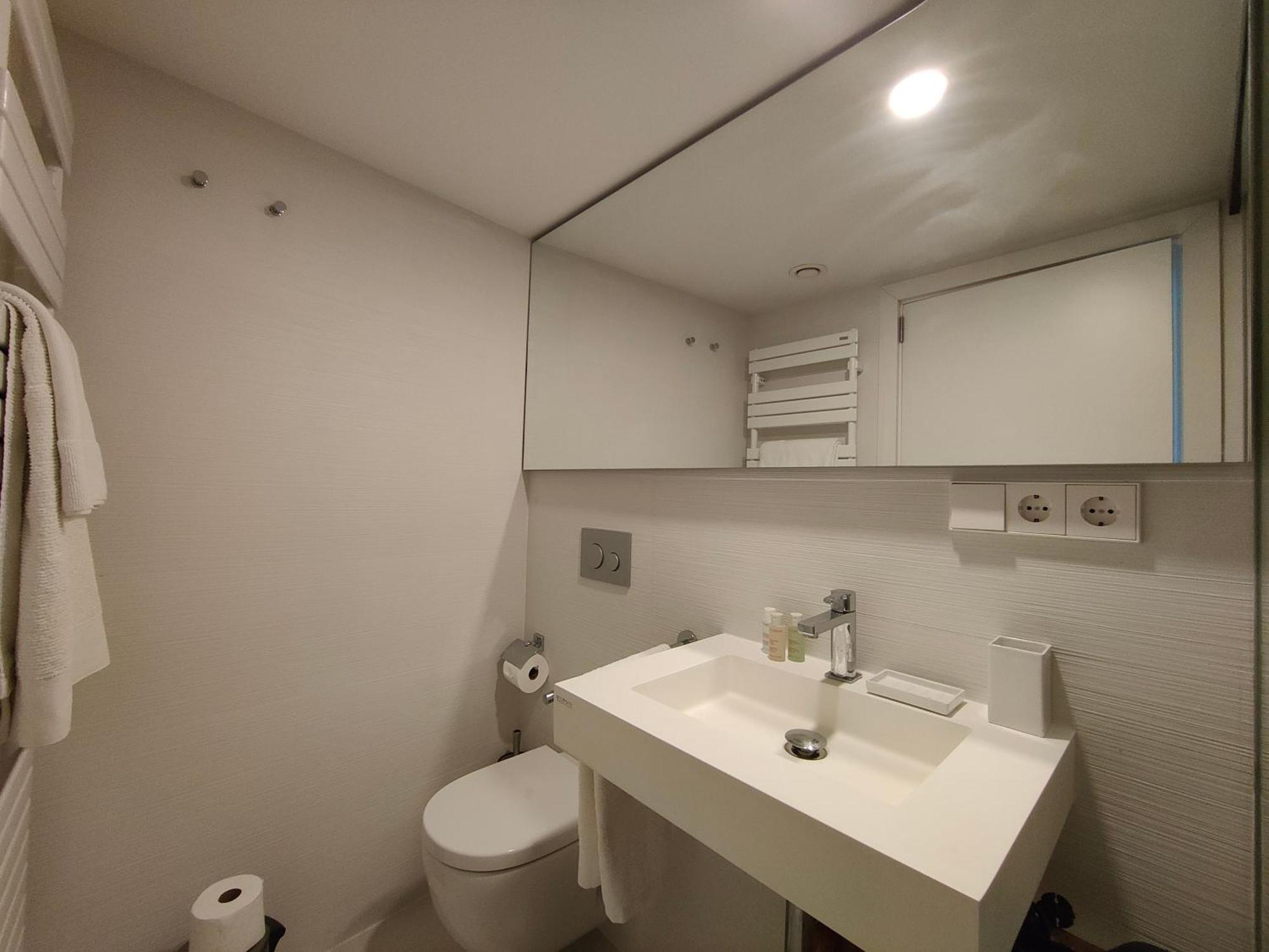 Appartement Luxury 2br&2washrooms City Center