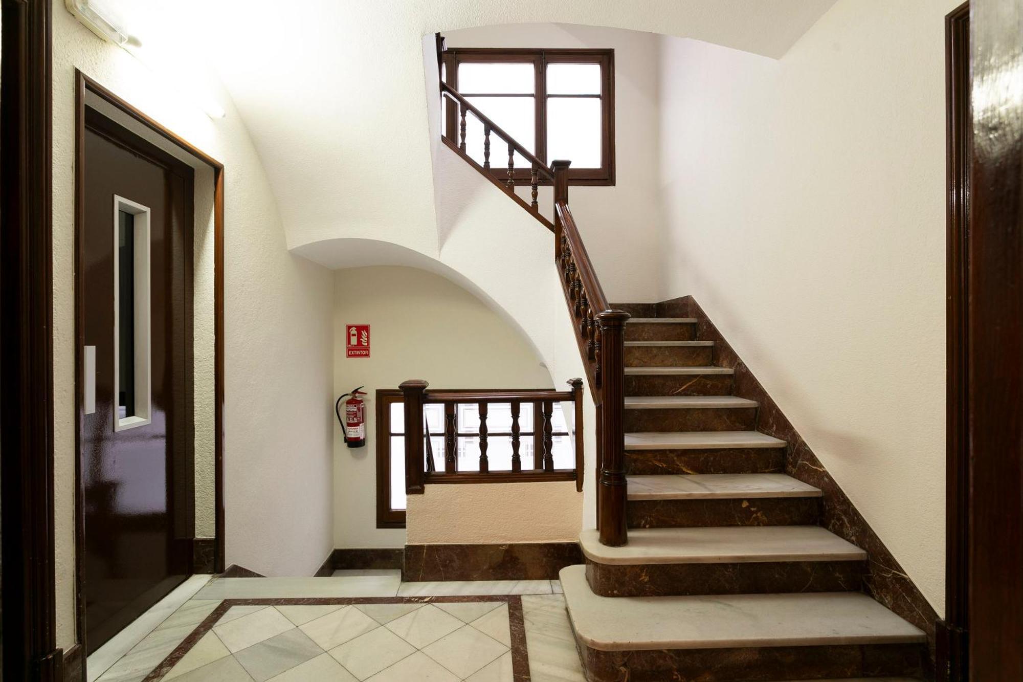 Long Term Gran Via Apartment