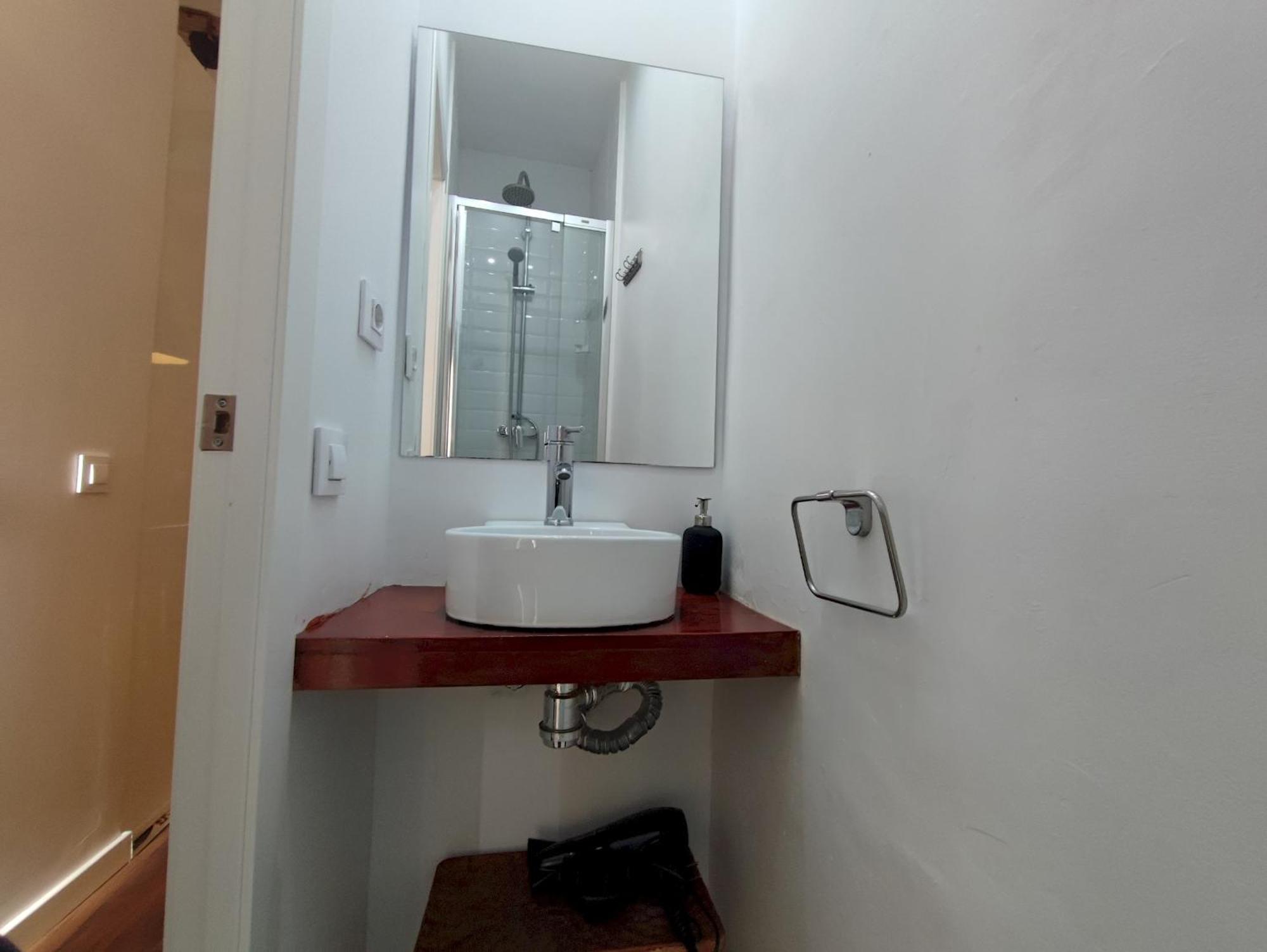 Catalan Comfort Near Sagrada Familia Appartement *