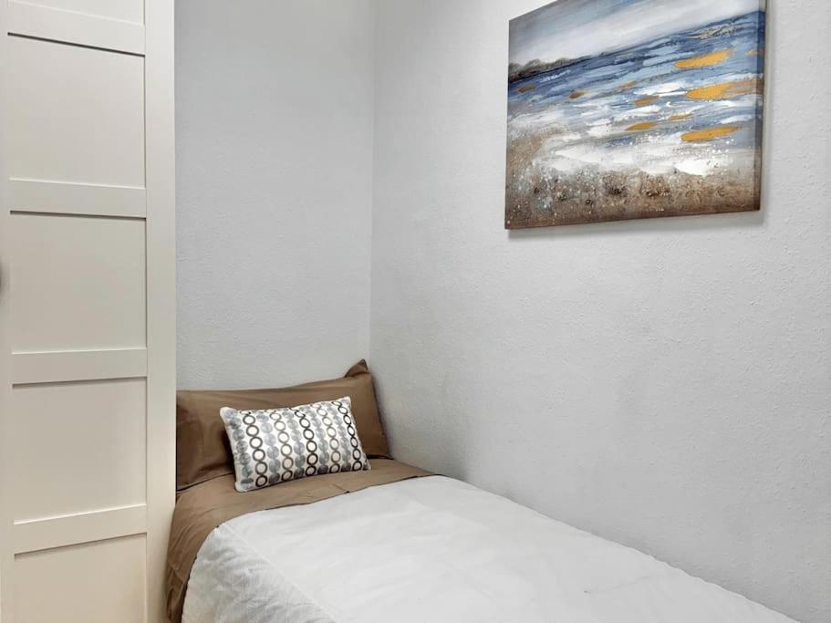 Sant Antoni Stay: Experience Apartment
