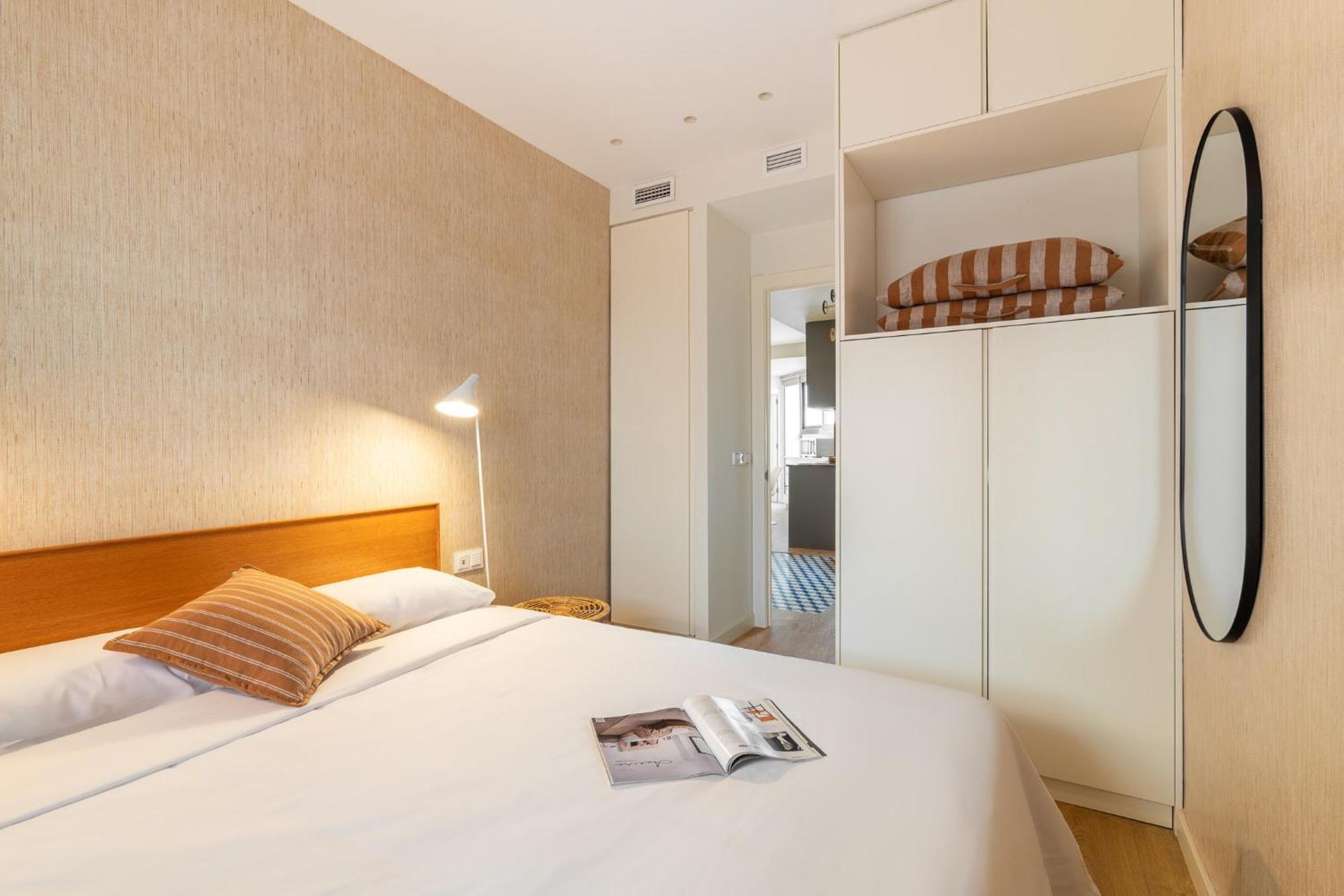 Sagrada Familia By Olala Homes Apartment