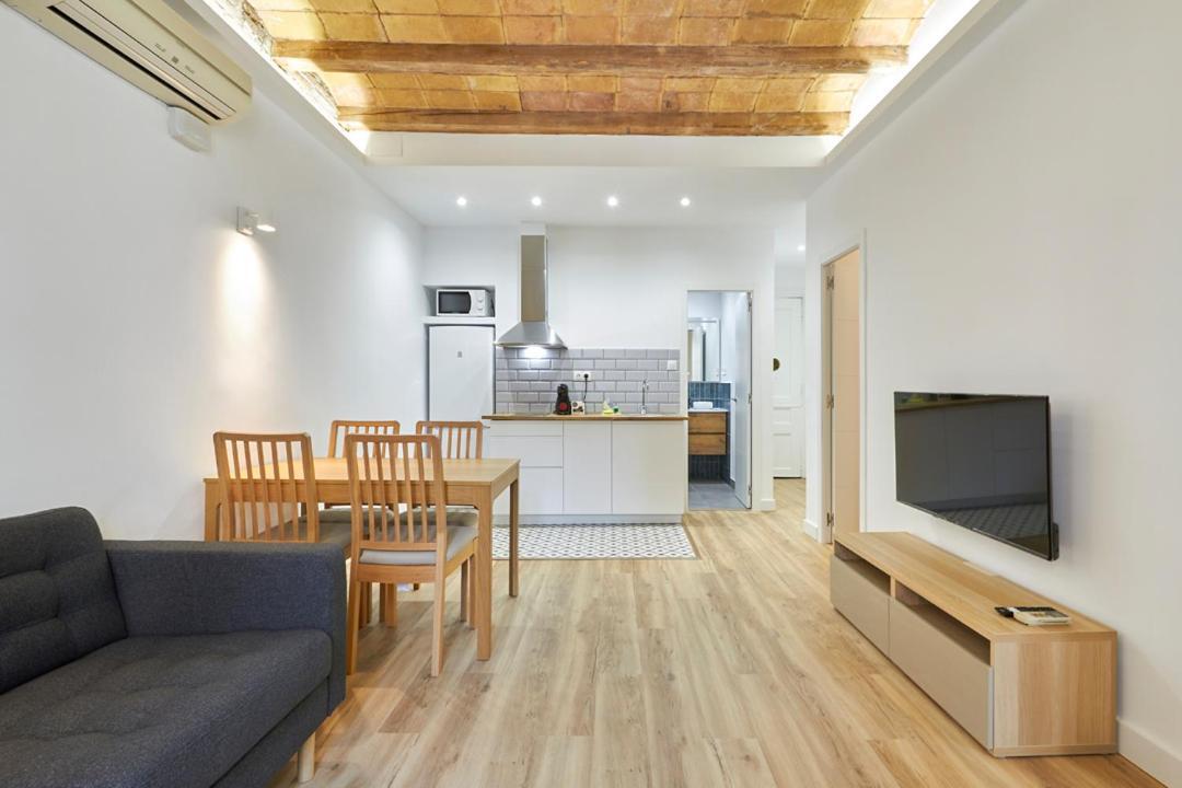 Ro Lively And Bright Apartment Next To Blai St * Barcelona
