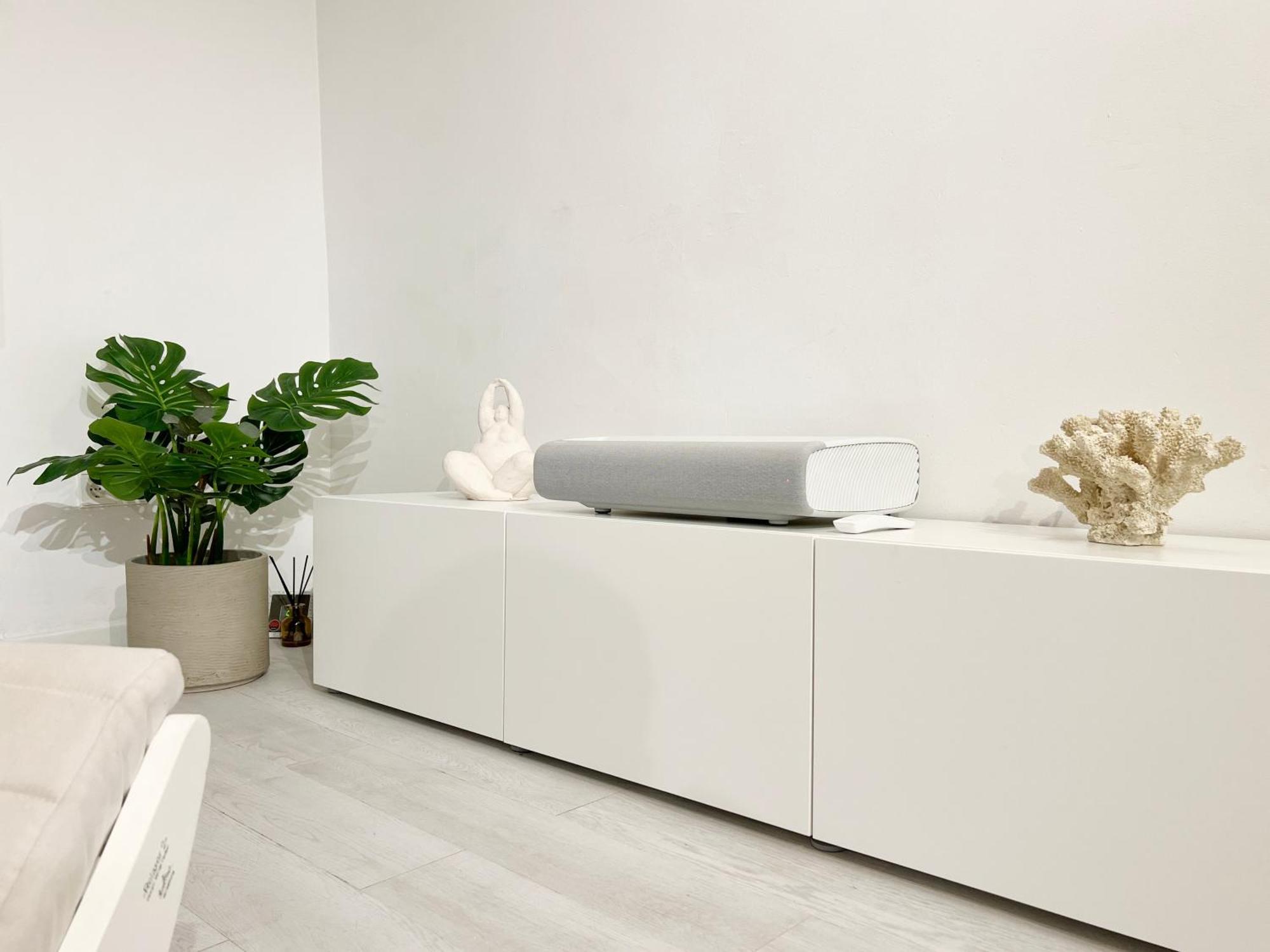 White Appartement *