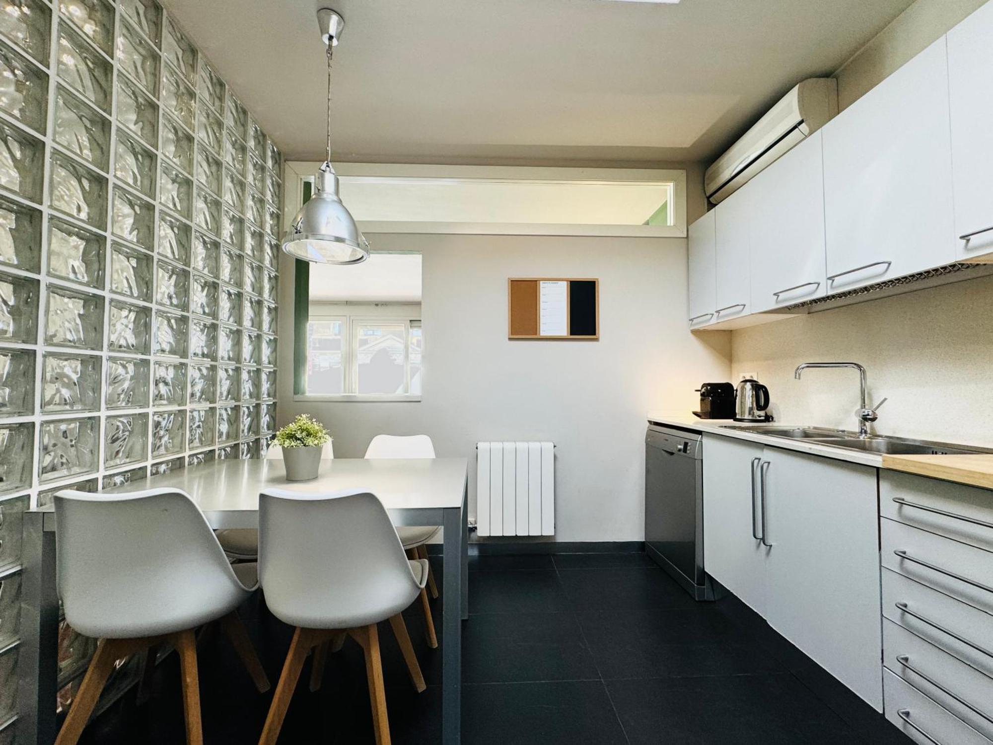 Apartamento Modernist Gem Penthouse *