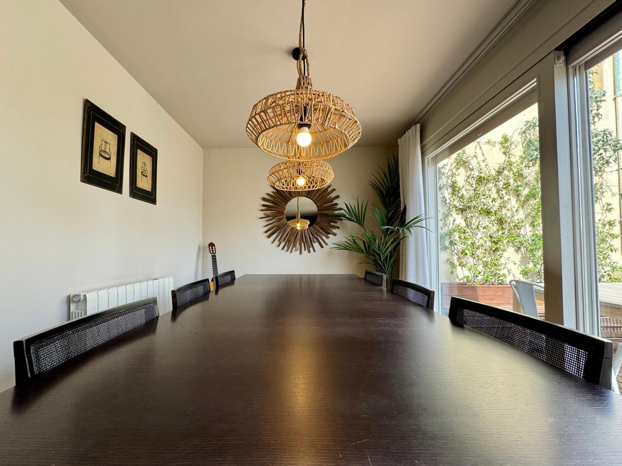Modernist Gem Penthouse Apartamento *