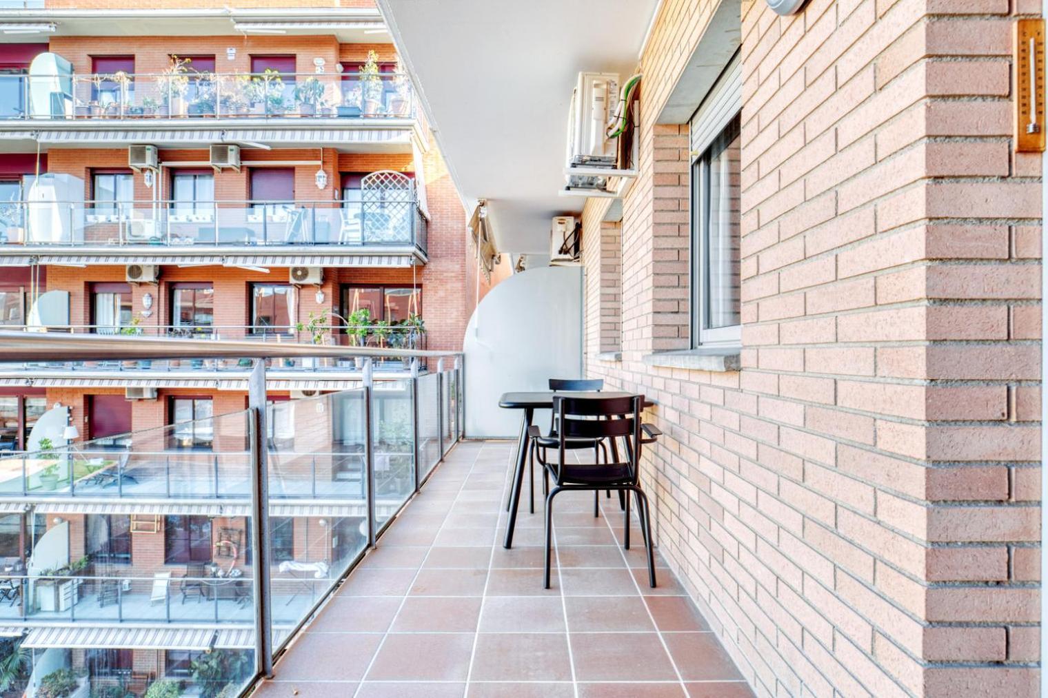 Blueground La Olimpica D Poblenou Balcony Bcn-78 Appartement Barcelona