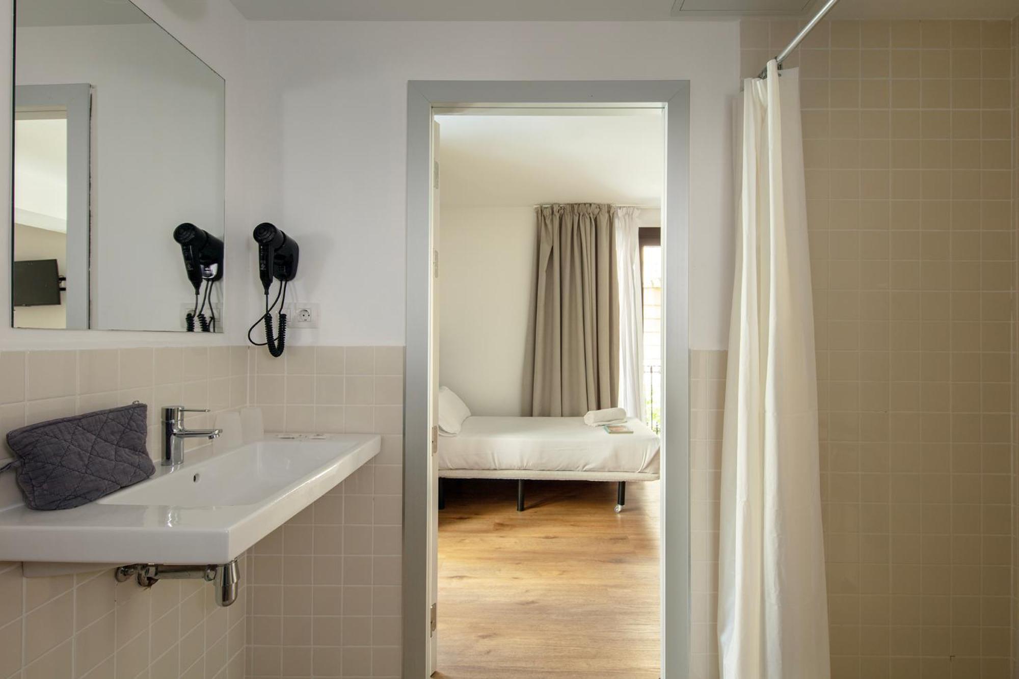 Guest house Som Nit Port Vell