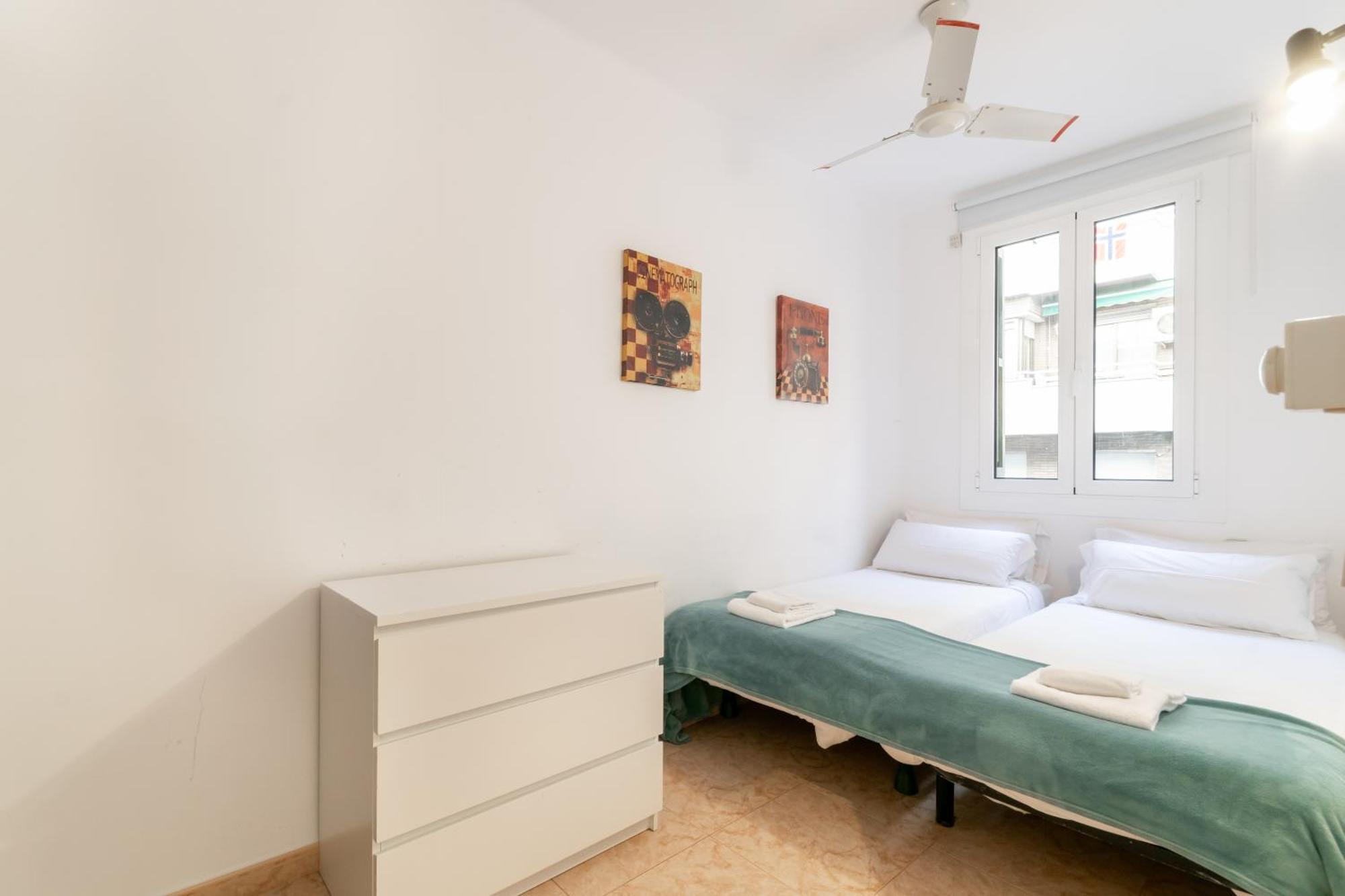 Apartment Charming Gem In Poble Sec *