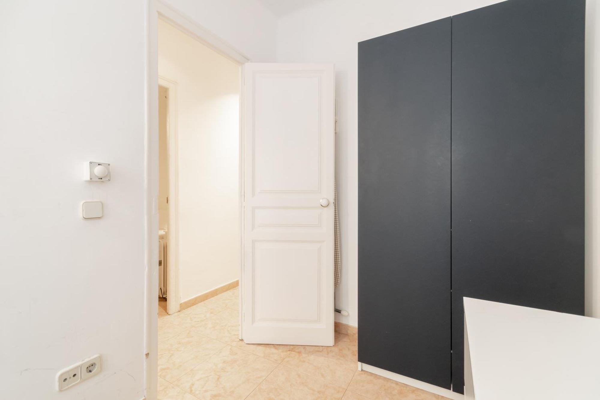 Apartment Charming Gem In Poble Sec