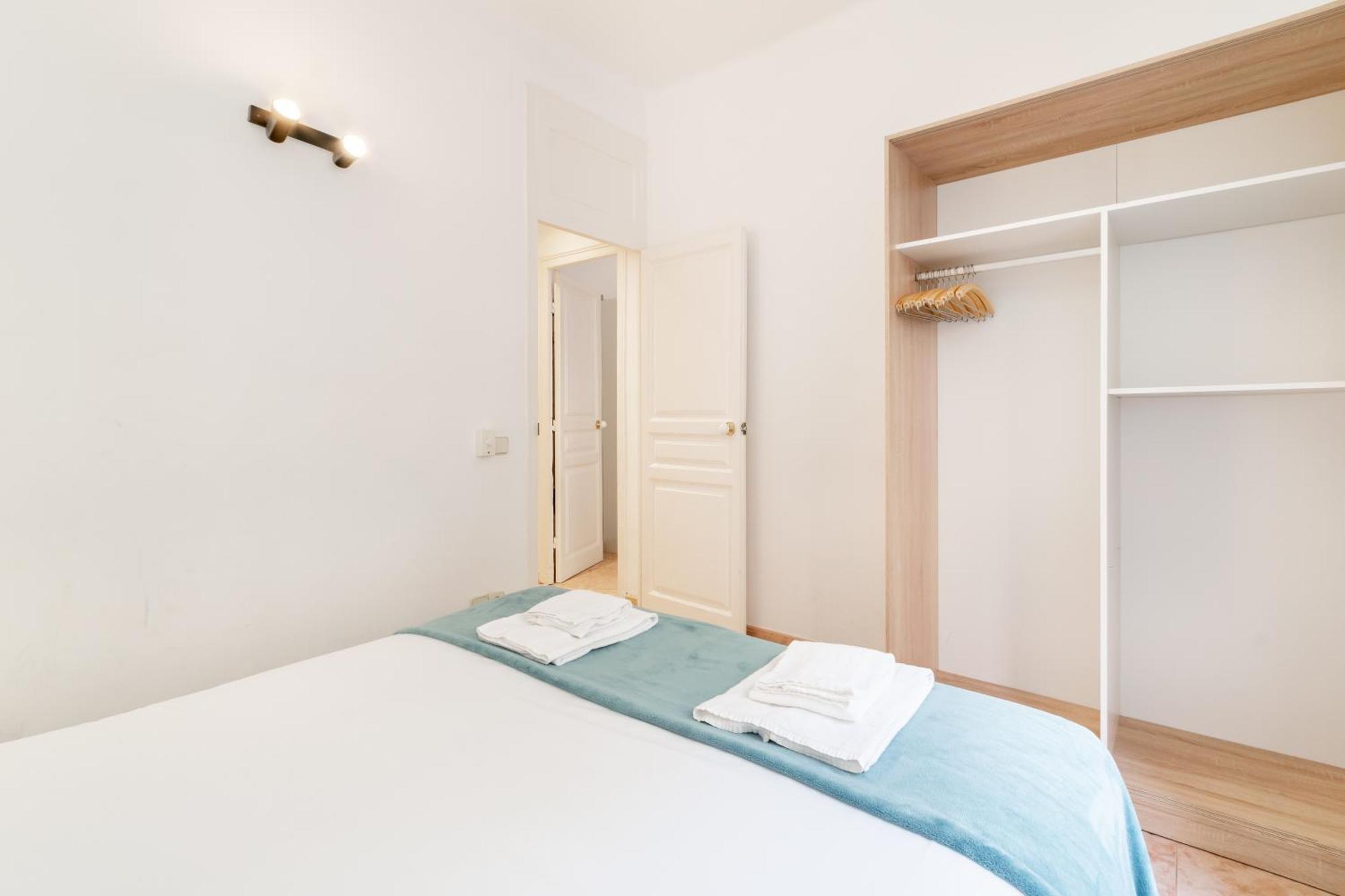 Charming Gem In Poble Sec