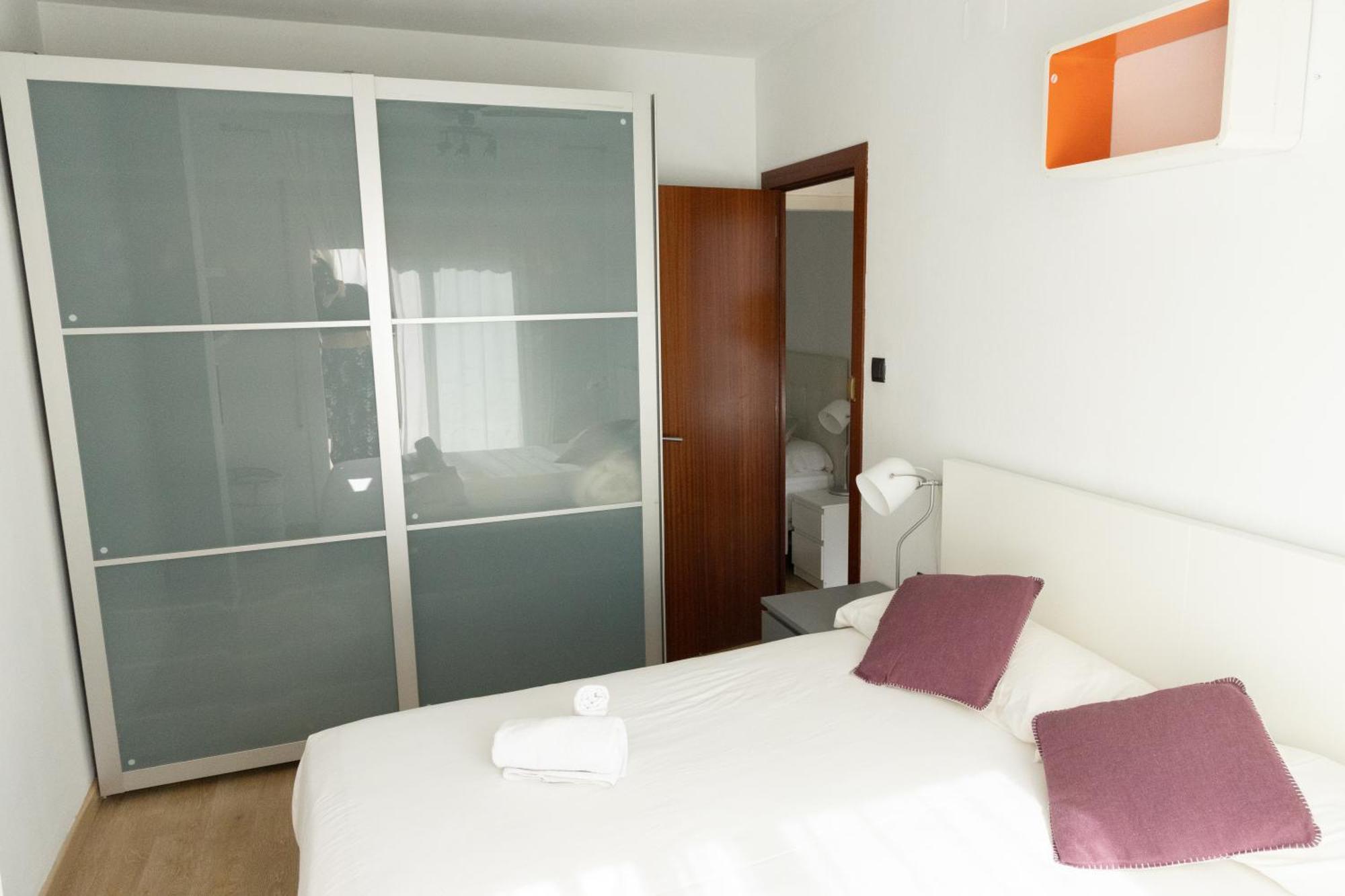 Apartment Maria Cristina Mercader Estrella *