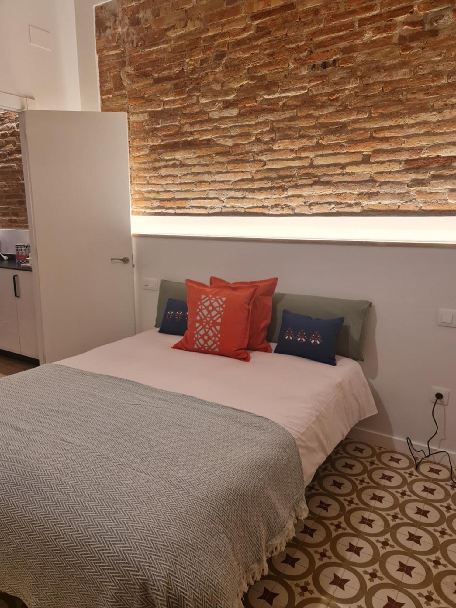 Apartment Poble Sec Charming Apartment