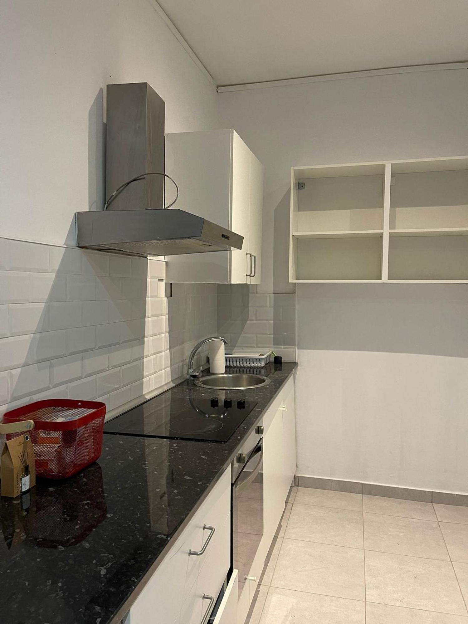 Habitacion Para Tu Estadia Corta En Bcn Apartamento