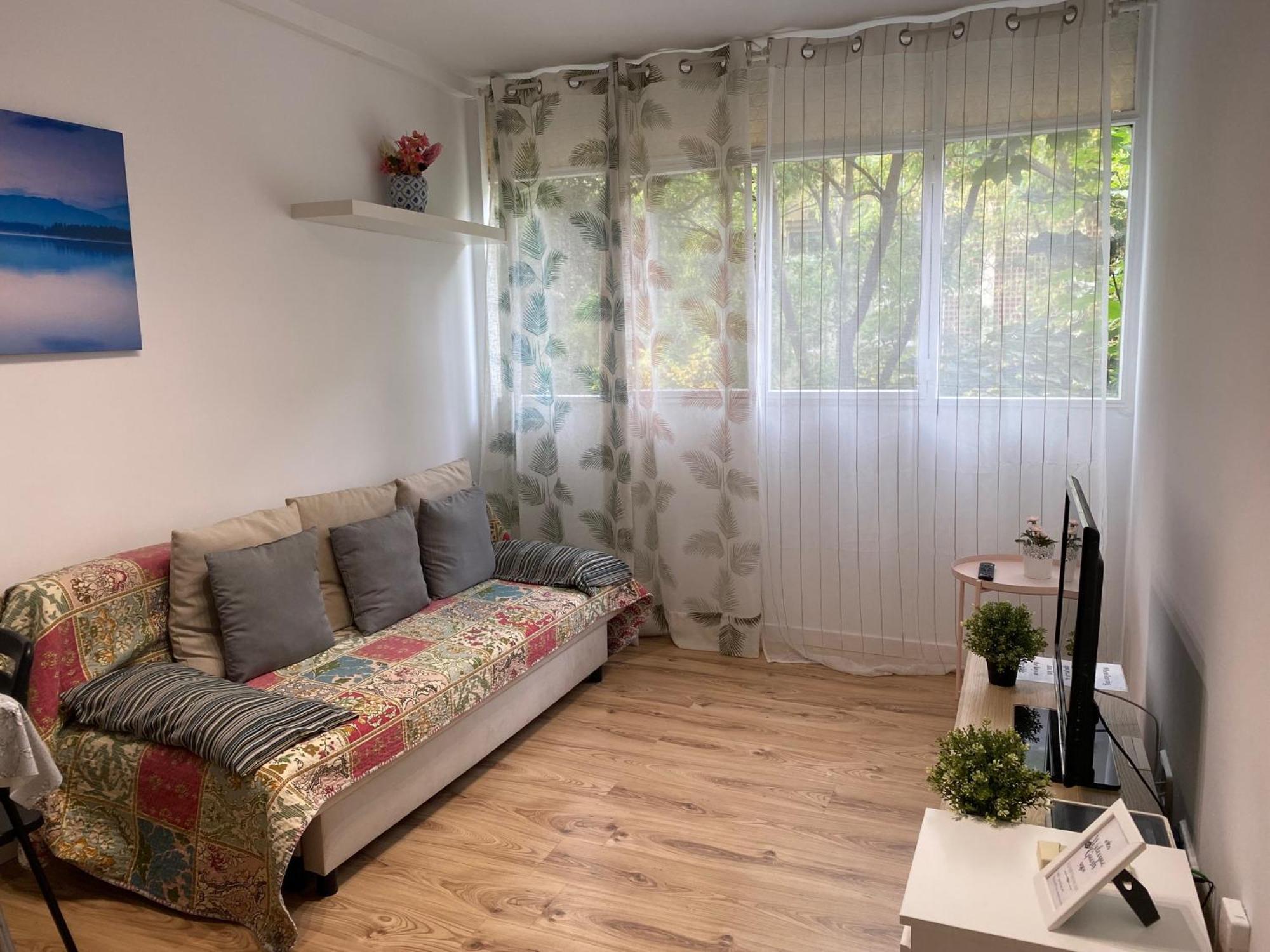 Nice Flat Near The Beach And Parc Del Forum *