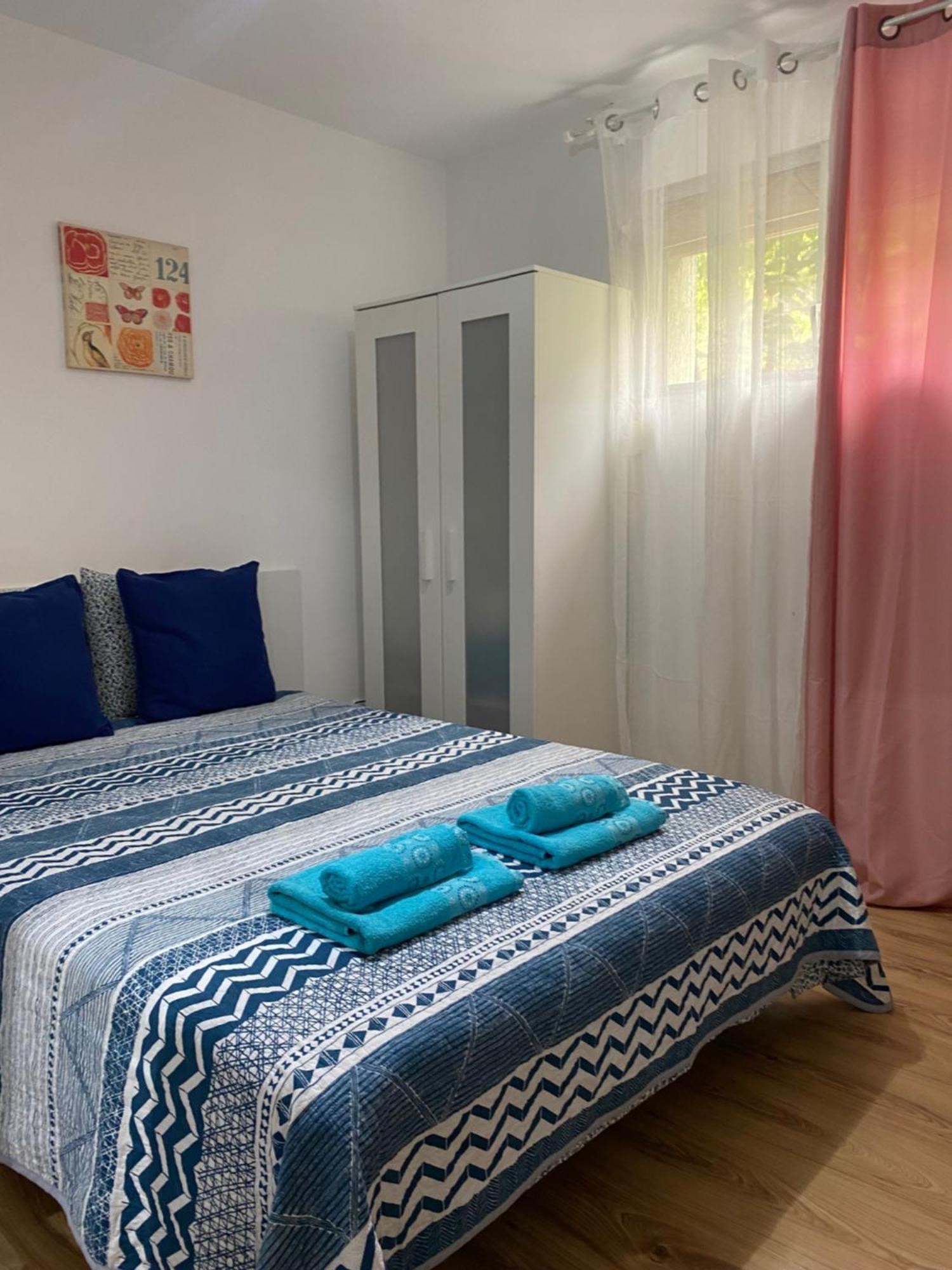 Nice Flat Near The Beach And Parc Del Forum *