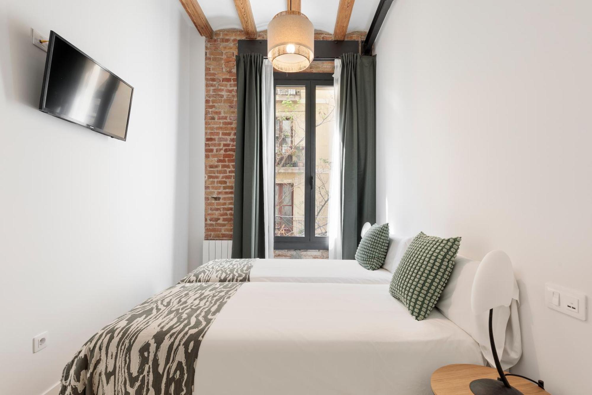 Apartment Poble Sec Charming Apartment