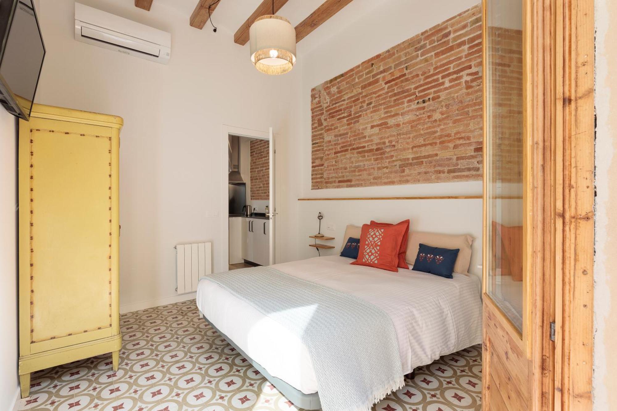 Apartment Poble Sec Charming Apartment *