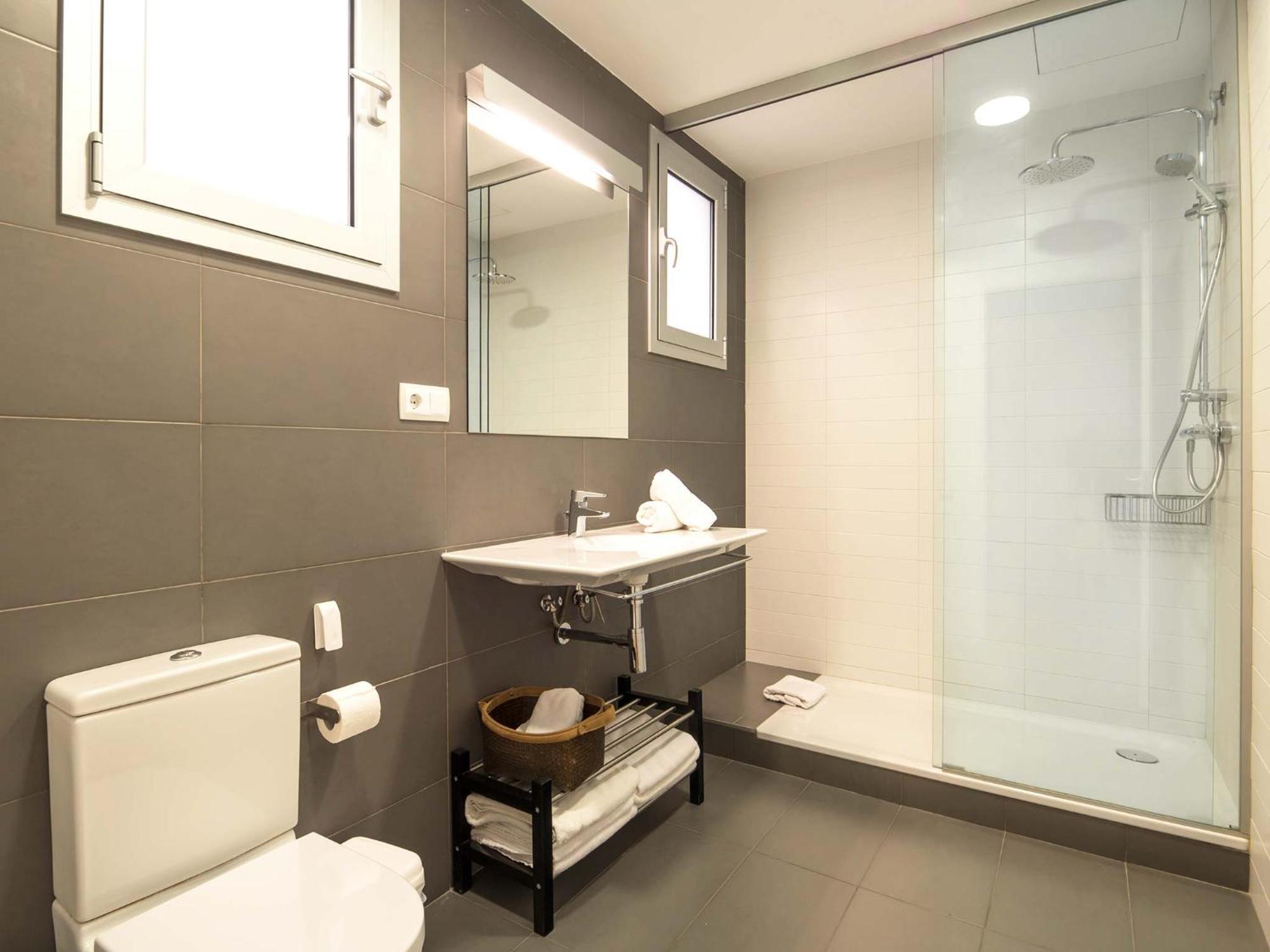 Rent Rambla Catalunya Appartement Barcelone
