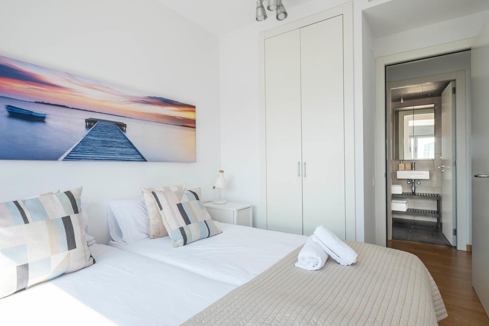 Amazing Fira And 15' From Bcn Center With Pool