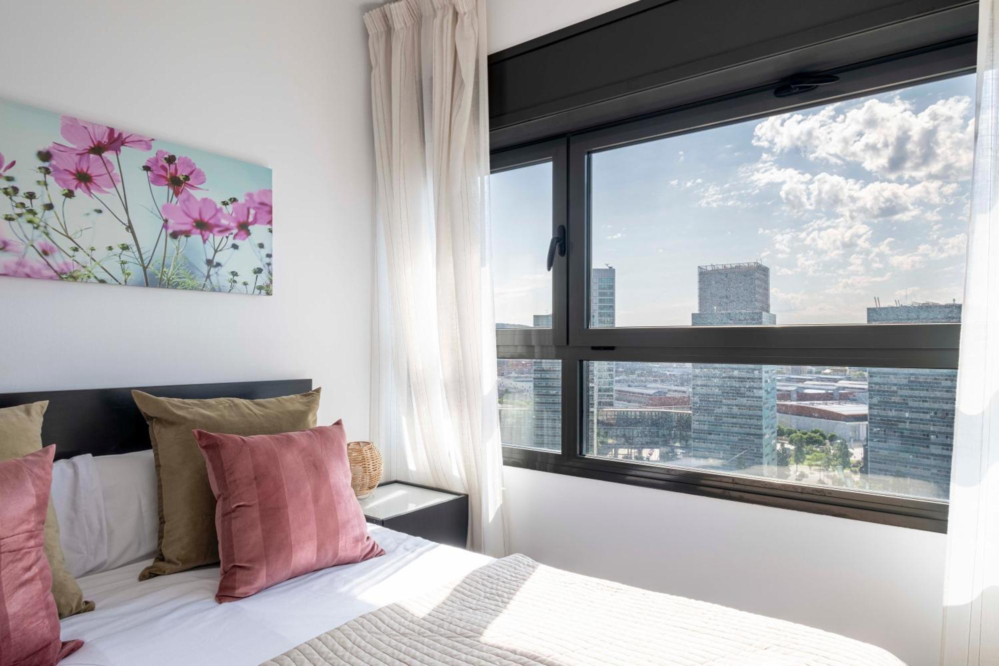 Amazing Fira And 15' From Bcn Center With Pool Apartment *
