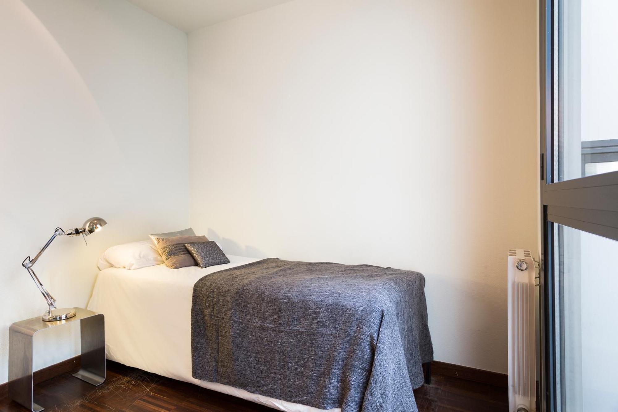 Apartment - Sarria Near Center
