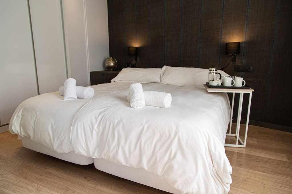 Inspired By Enjoyapartments Apartment Barcelona