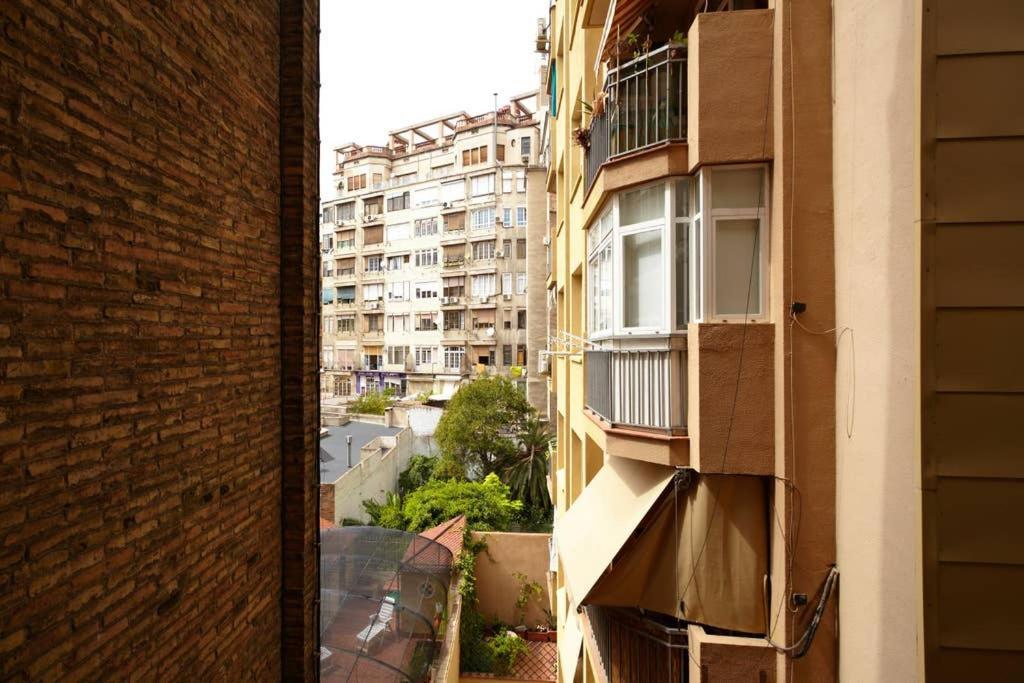 Beautiful Apartment In Eixample *