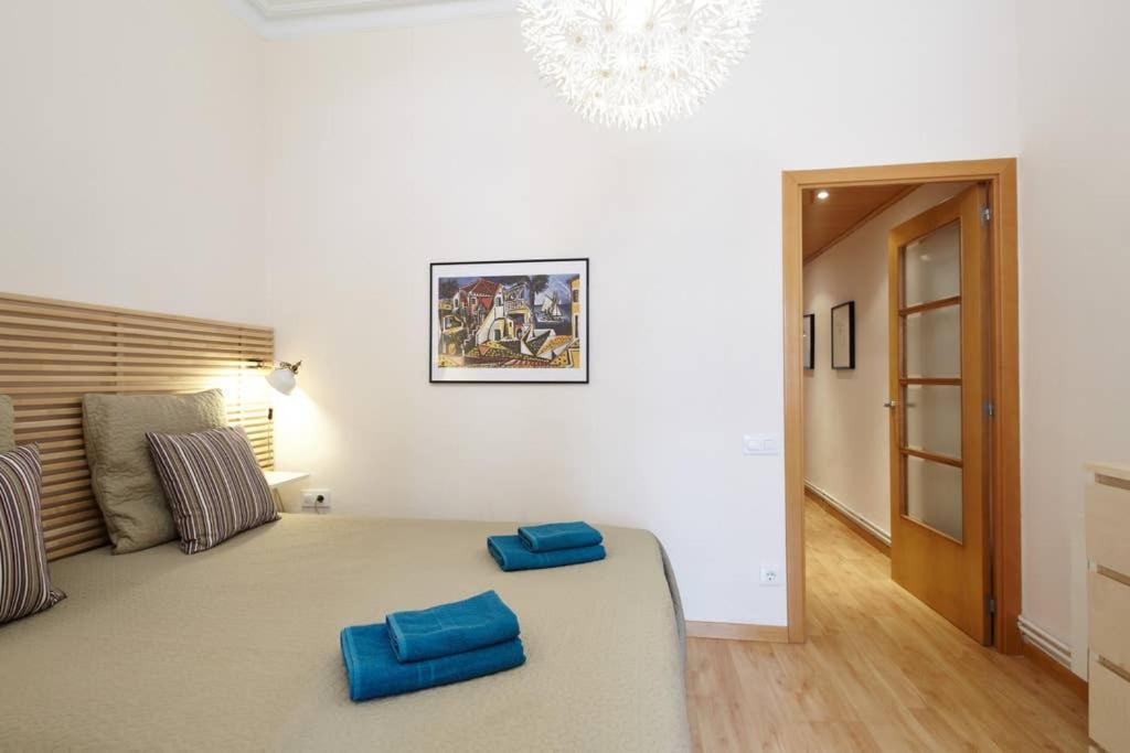 Beautiful Apartment In Eixample Apartment *