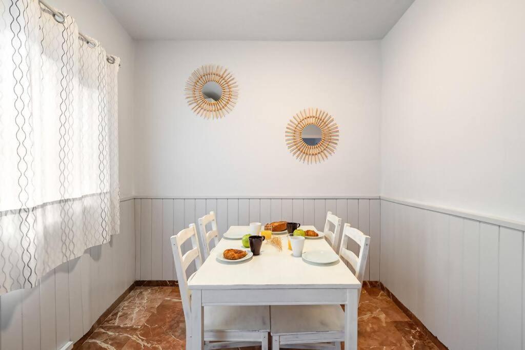 Park Guell Gaudi 2 Bedroom Appartement Barcelona
