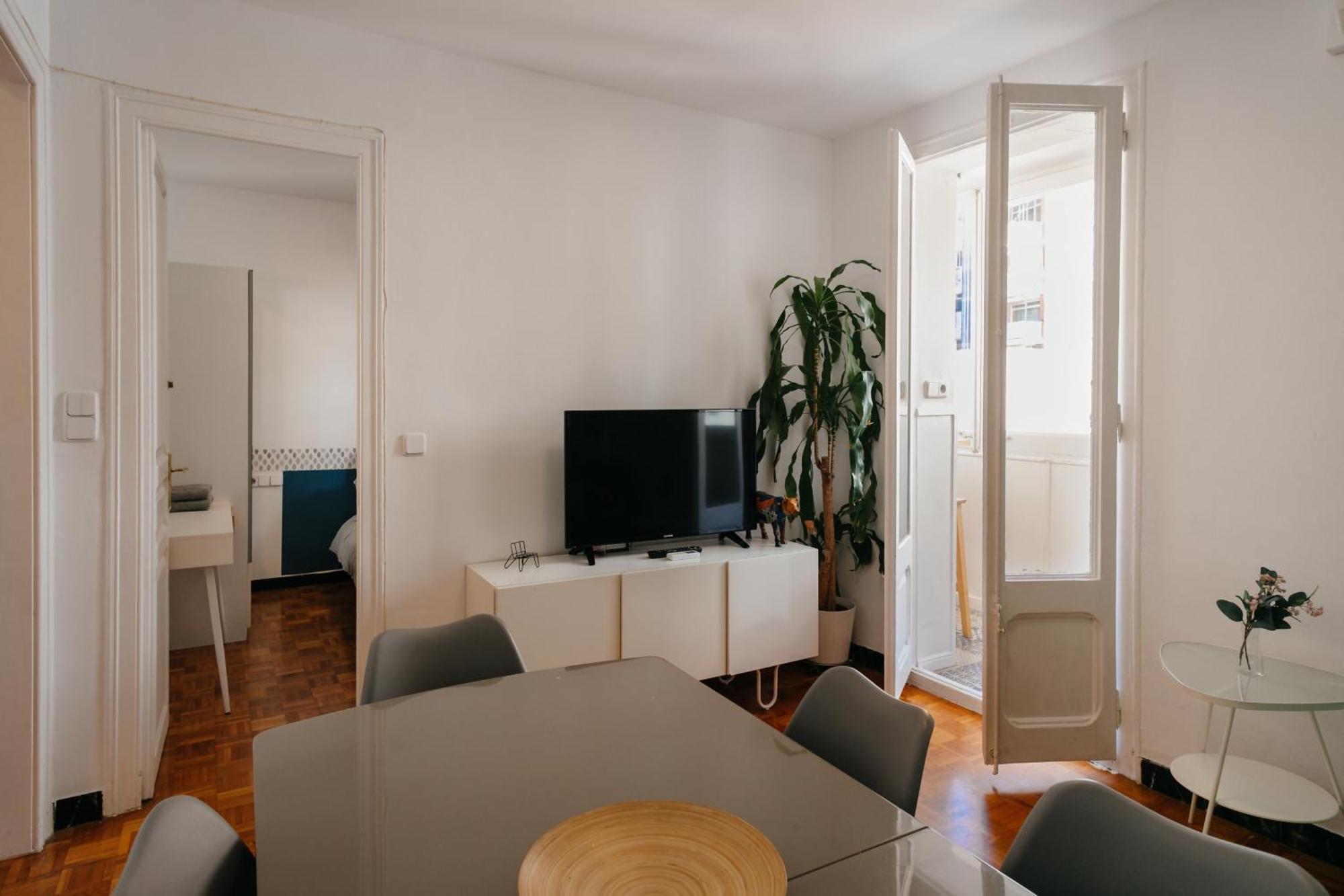 Nice Apartment *