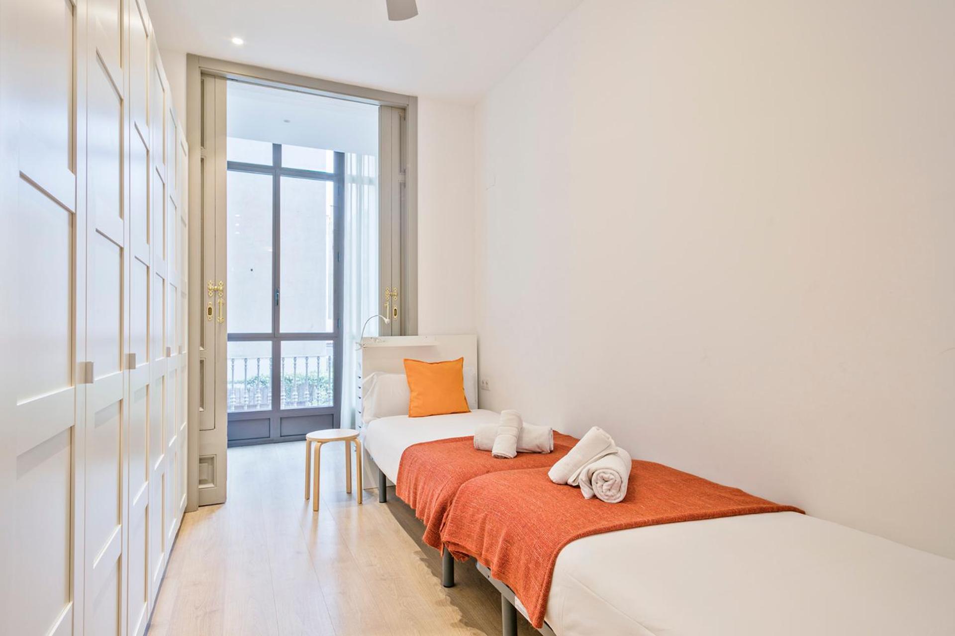 Ola Living Balmes * Barcelona