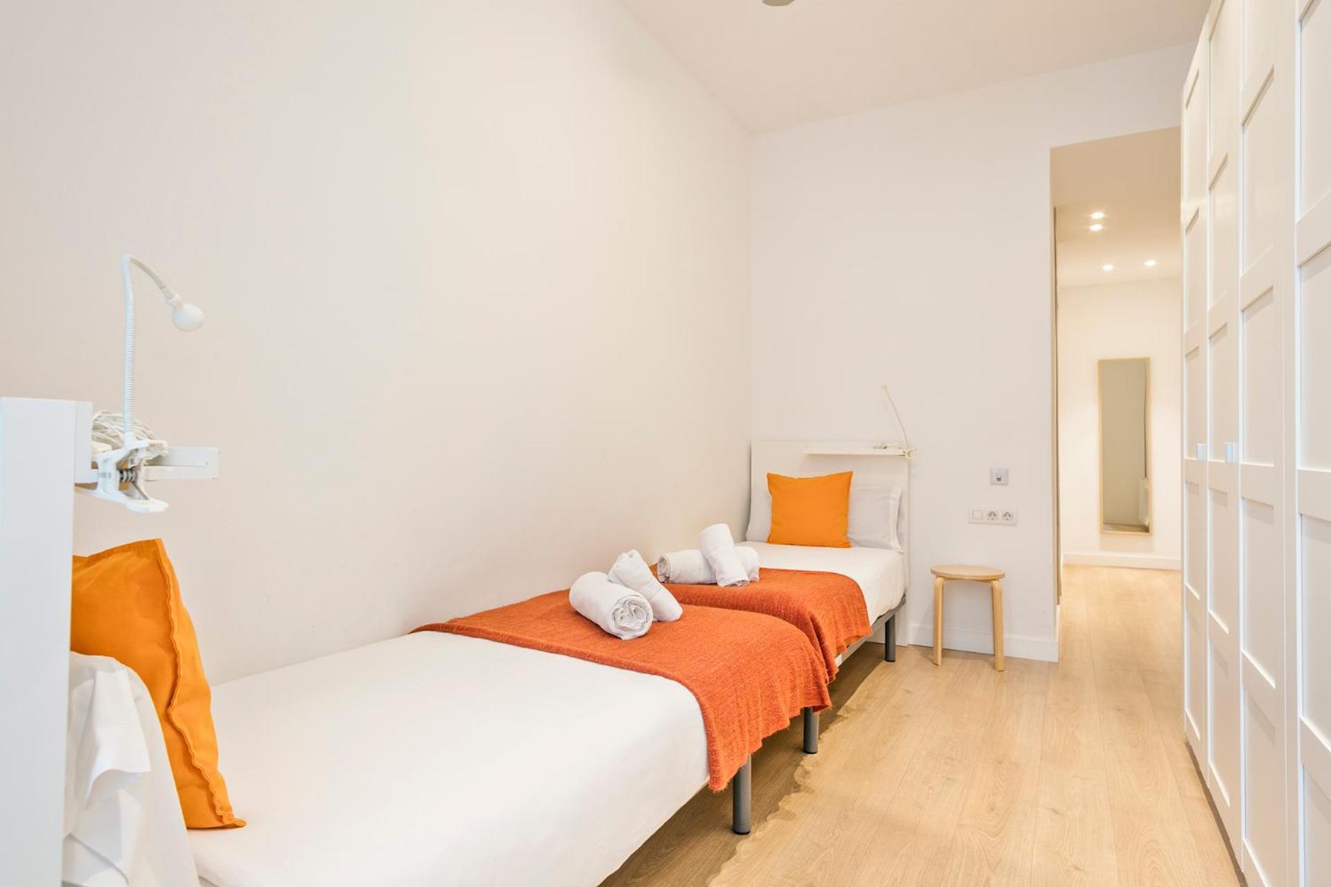 Ola Living Balmes Apartment Barcelona