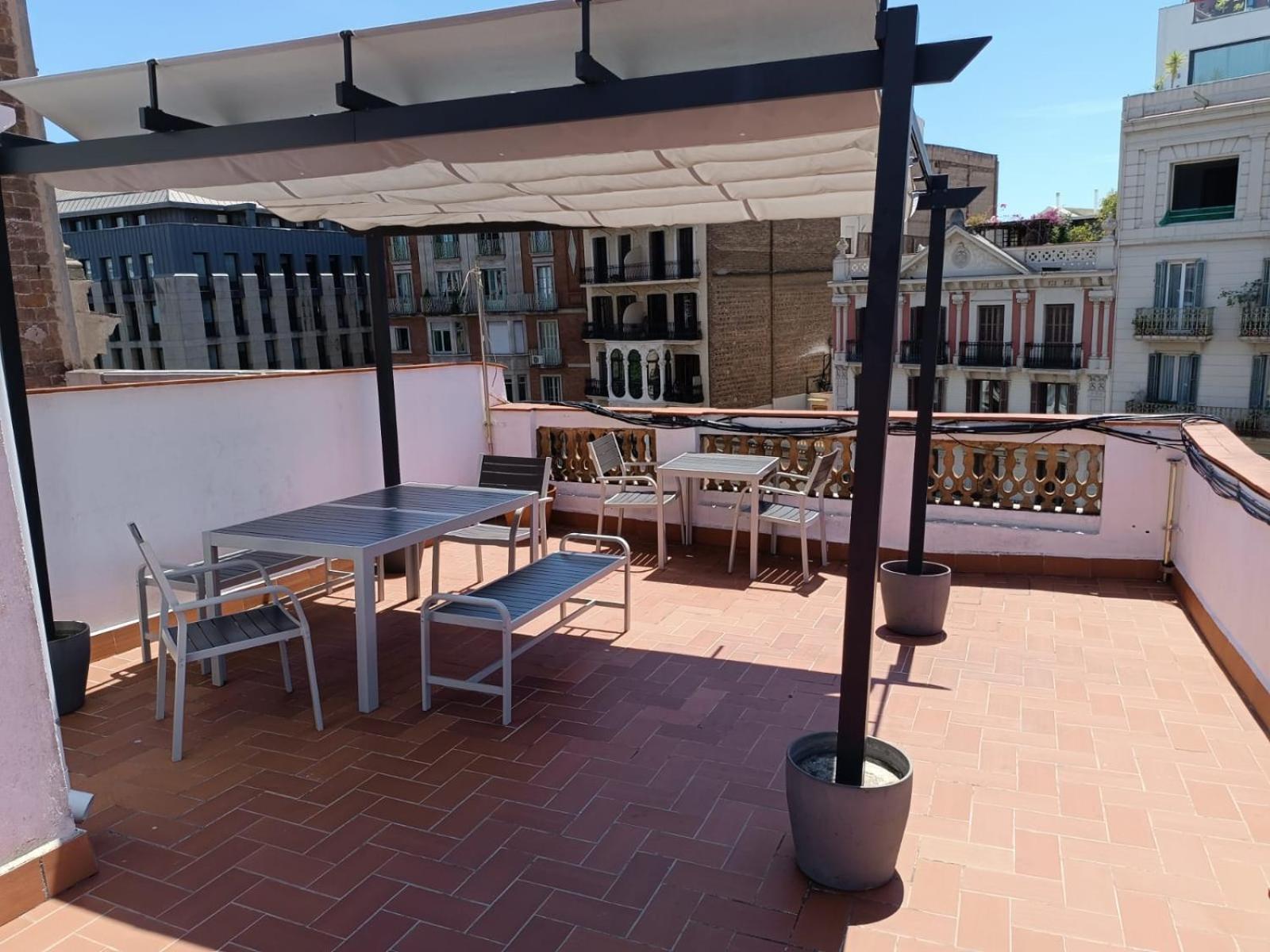 Luxurious-historical With Terrace Apartment *