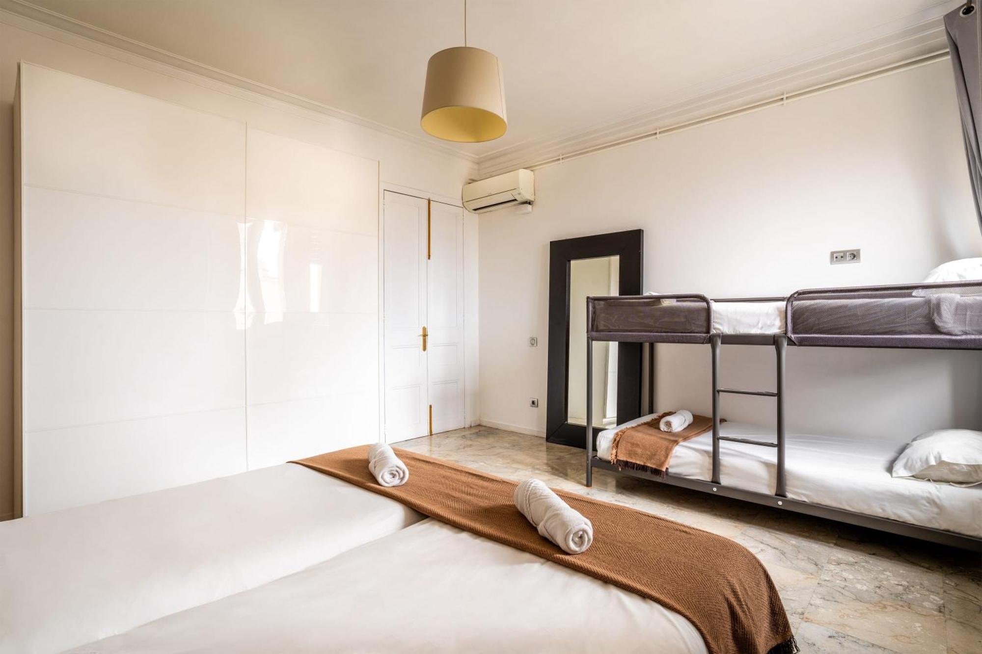 Placa Catalunya Luminous And Exclusive 5bd Penthouse Appartement