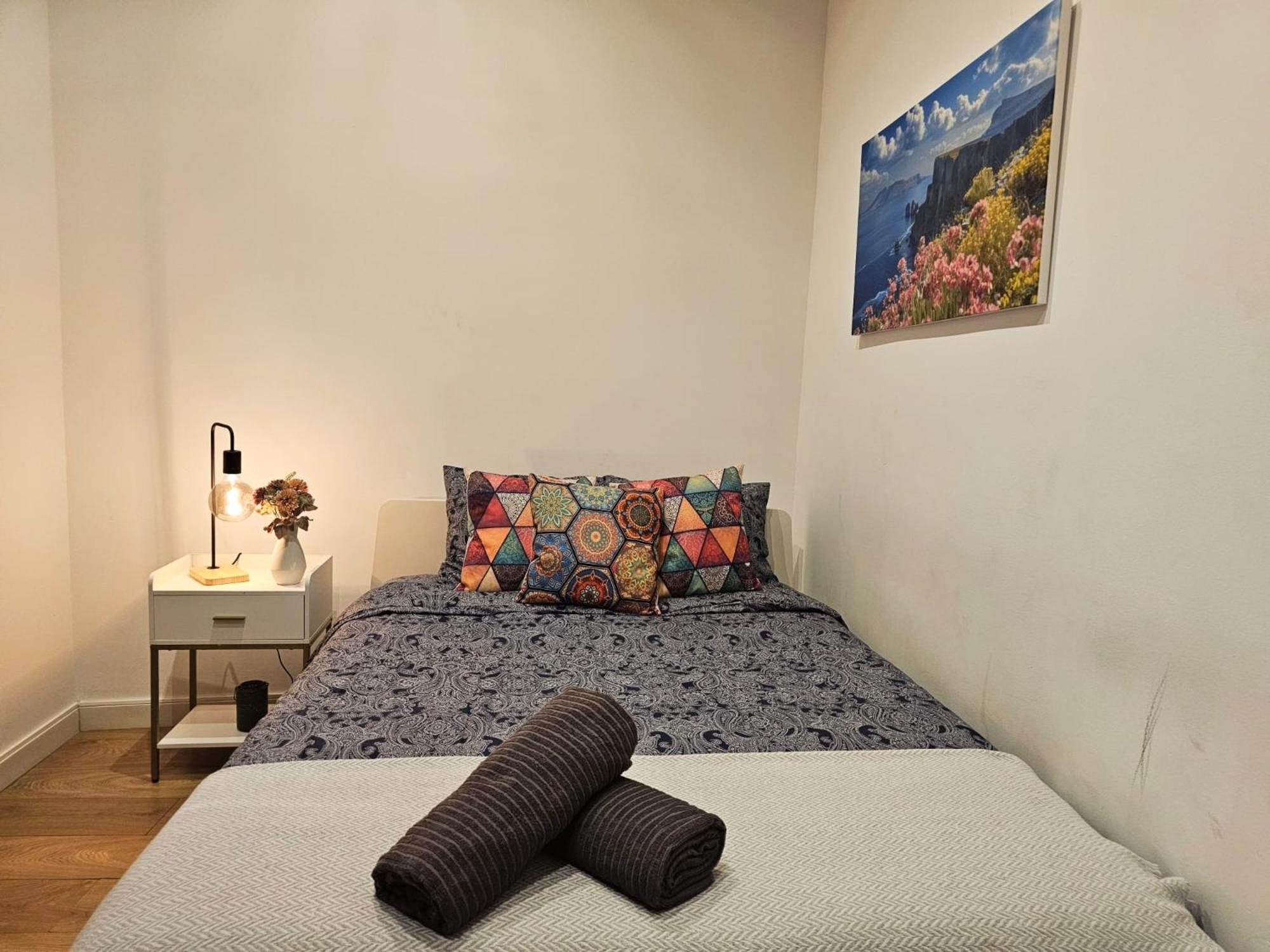 By La Rambla Rooms Hostel Barcelona