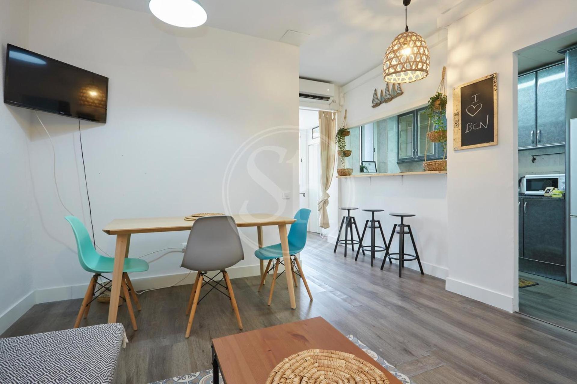 Comodo En Poble Sec Apartment