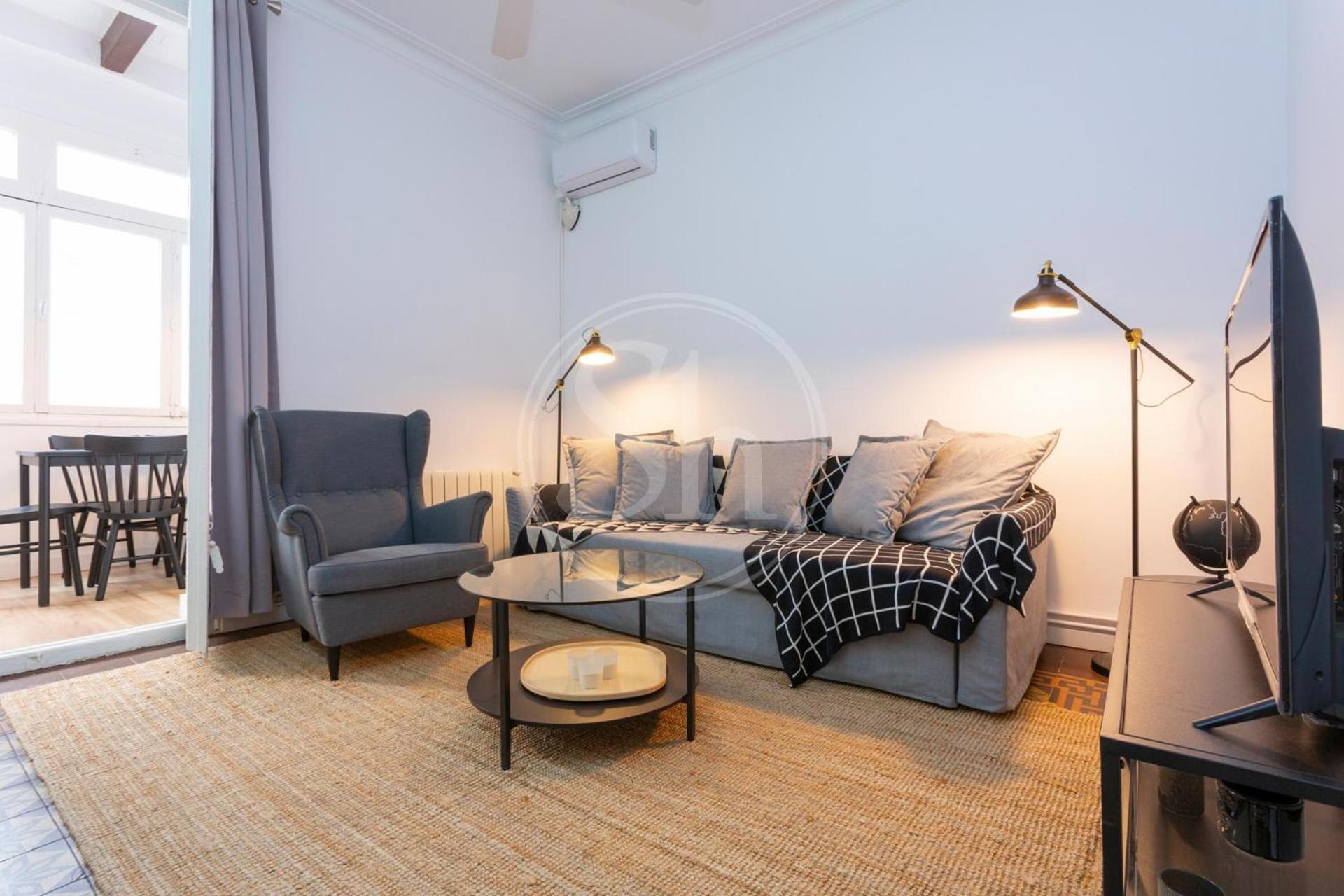 Modern Flat Near Sagrada Familia Barcelona
