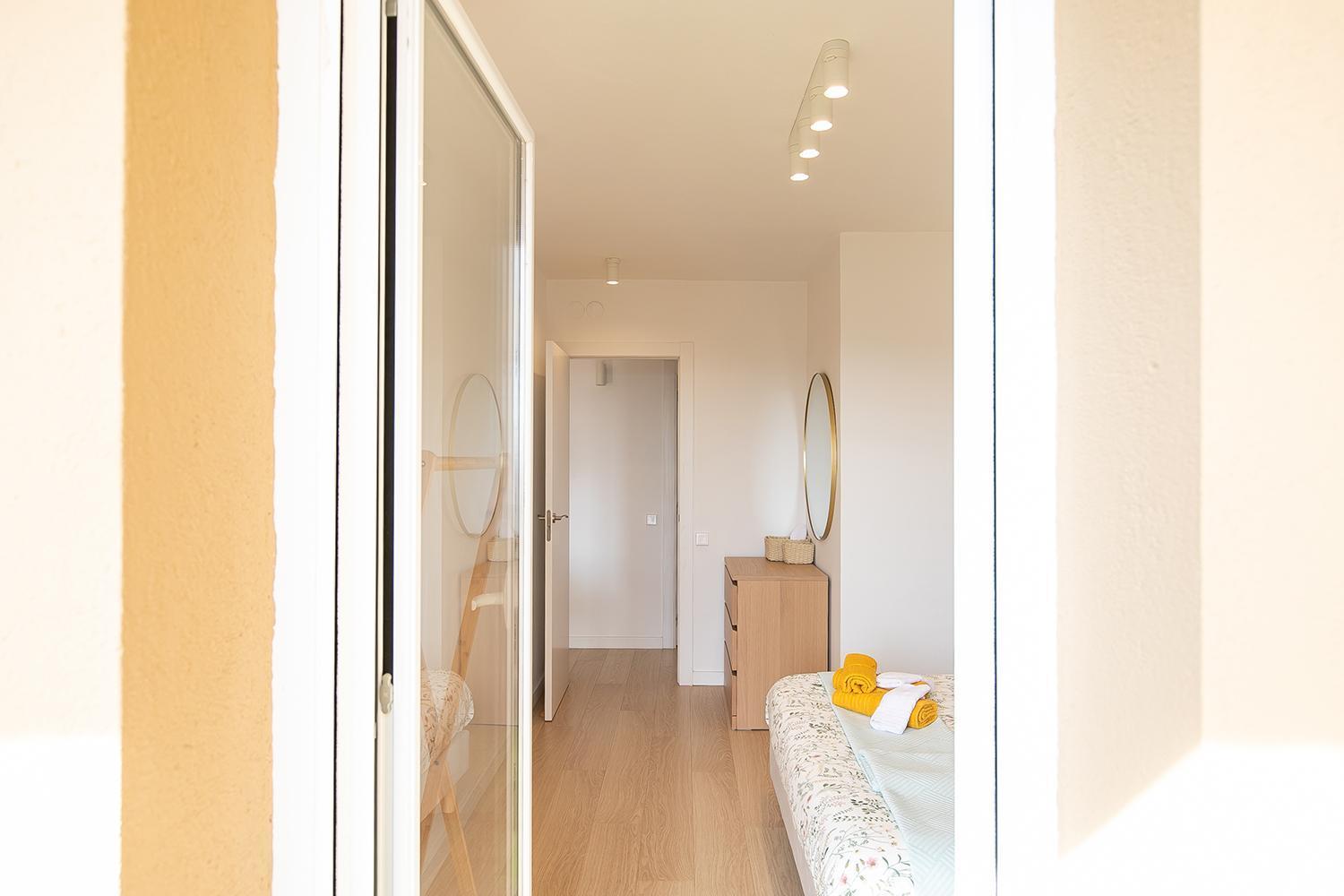 Magnificent Views, 3 Bedrooms, Terrace Apartment *