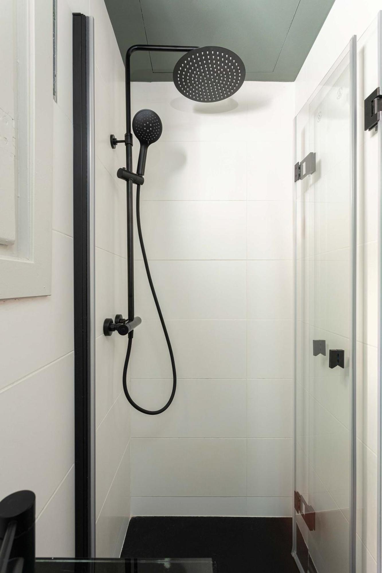 Spacious Stylish 4-bedroom Modernist Appartement Barcelone