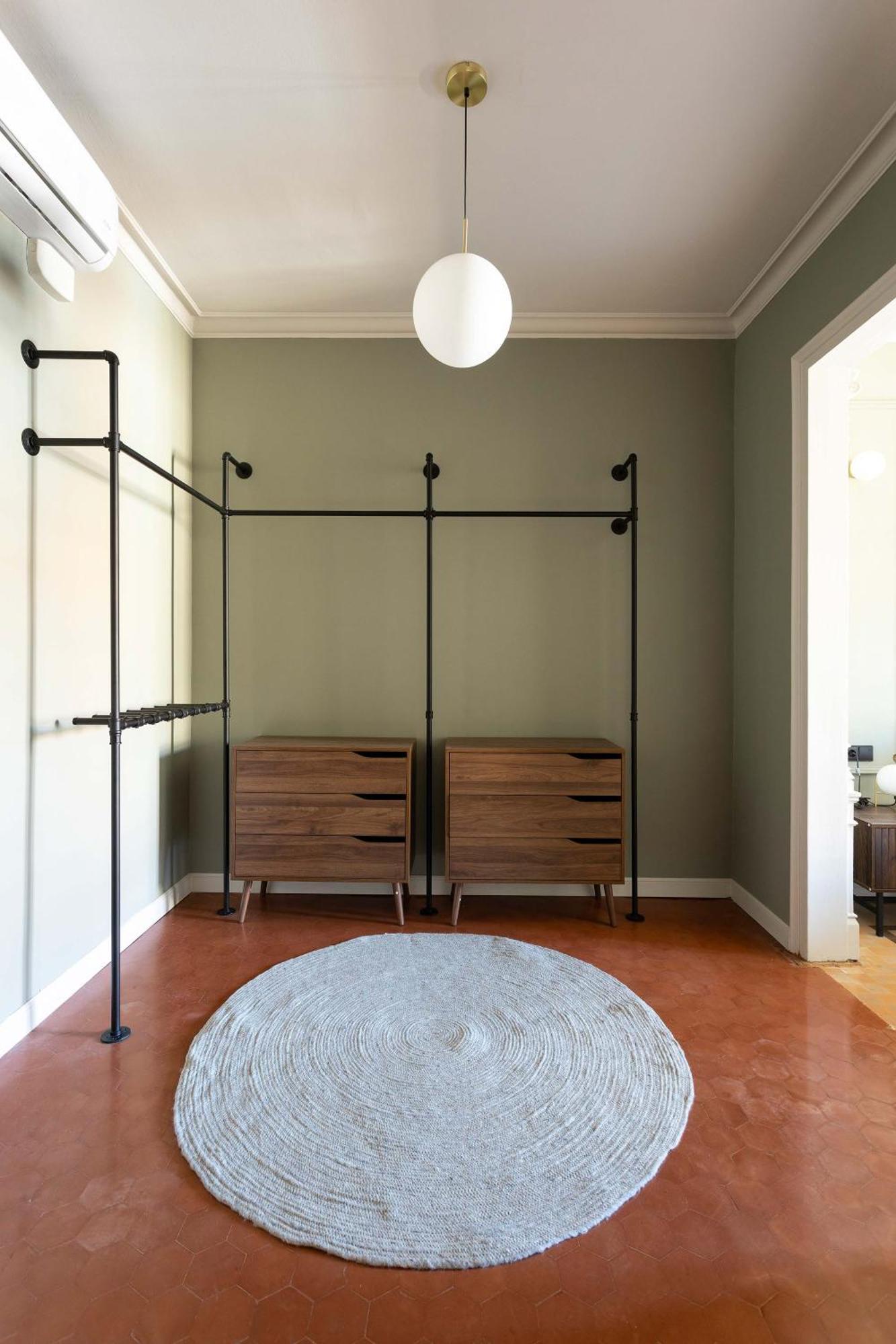 Spacious Stylish 4-bedroom Modernist Barcelone