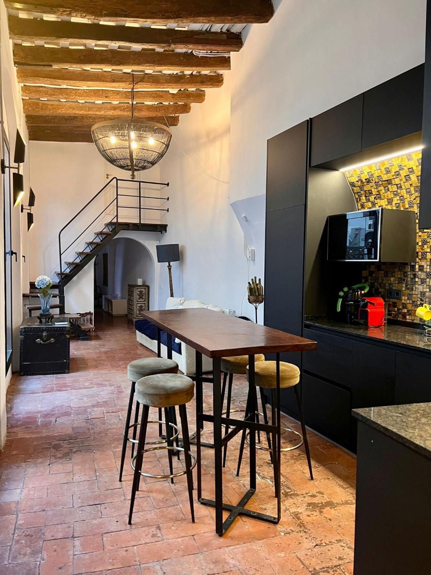 Gasthof Habitacion Con Bano Privado En La Rambla