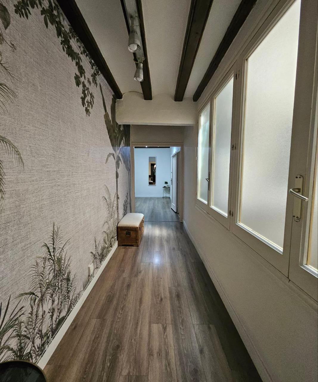 Family Flat Near Ramblas Bcn 5 *
