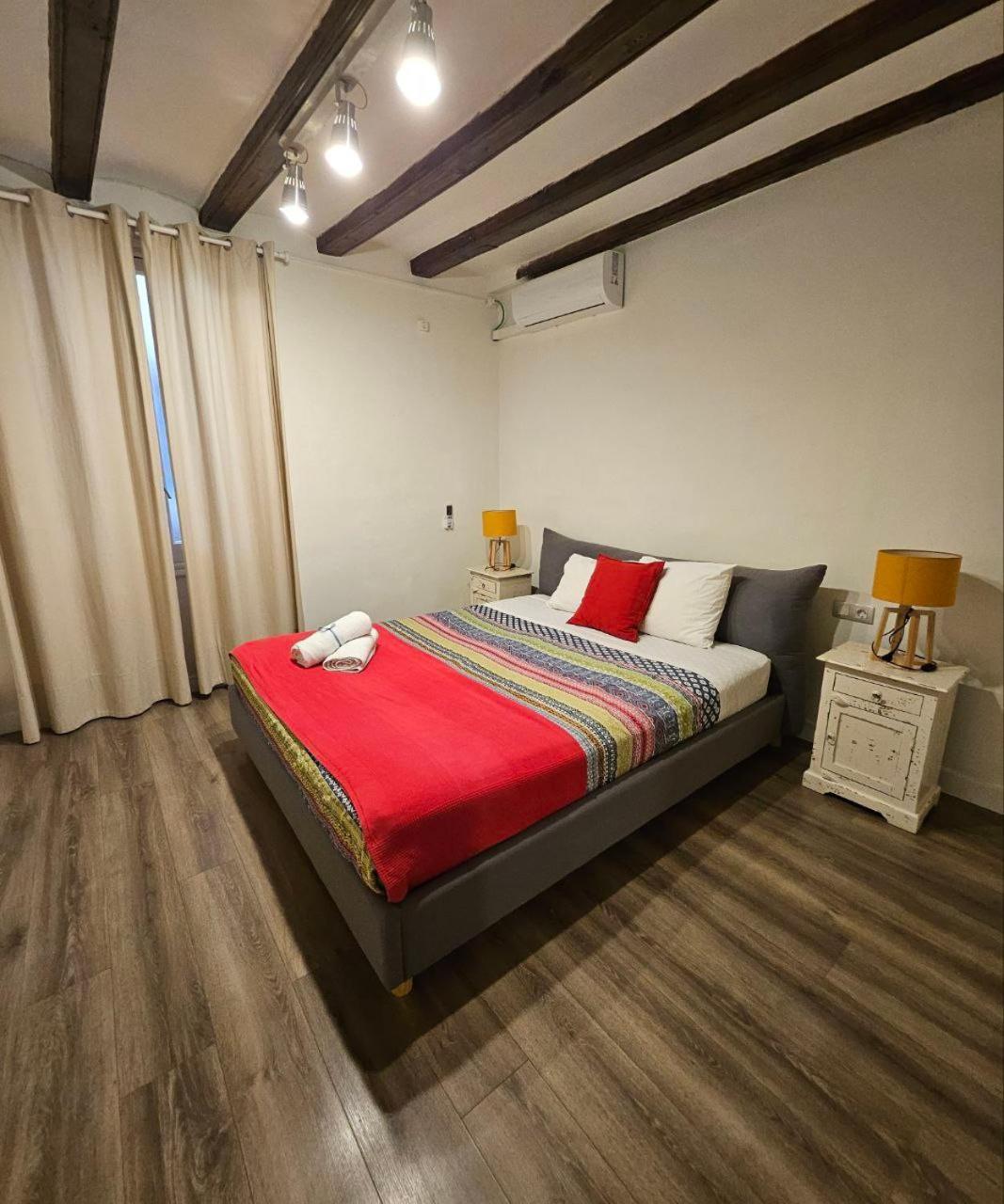 Family Flat Near Ramblas Bcn 5 Apartment Barcelona