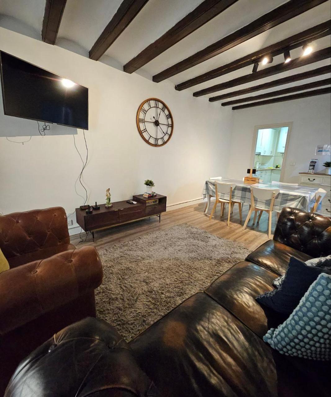 Family Flat Near Ramblas Bcn 5 *