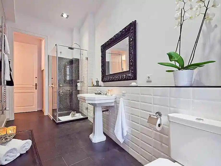 Flateli Universitat Apartamento *